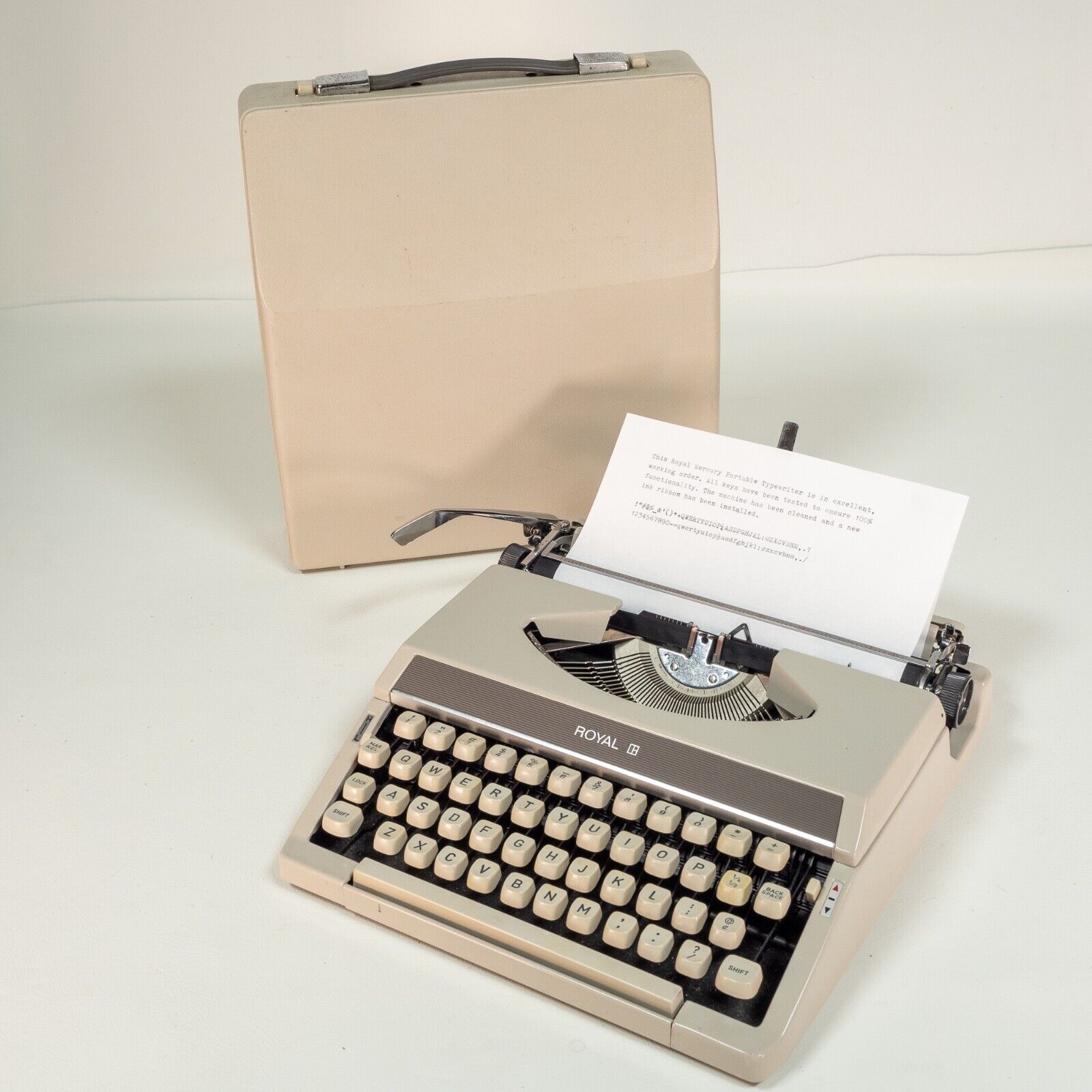 1969 Royal Mercury Portable Typewriter & Case w/New Ribbon Works Great