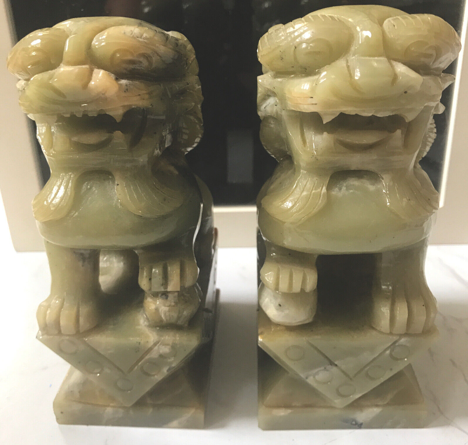 PAIR RARE🔥VINTAGE JADE  HAND CARVED STONE FOO DOGS MARBLE GREEN. Beautiful
