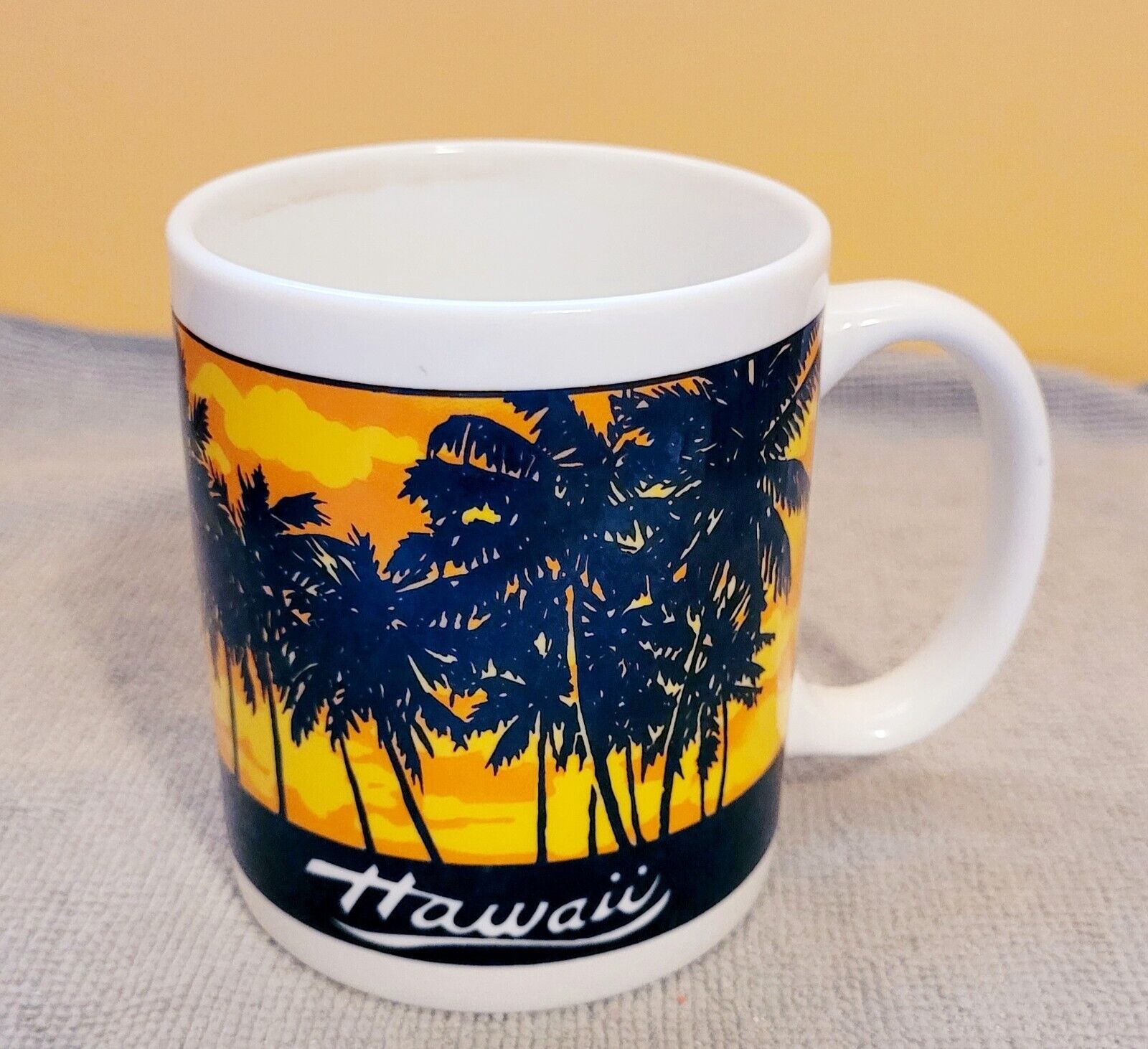 Hawaii Palm Trees Sunset Coffee Cup Mug Travel Souvenir Vintage 