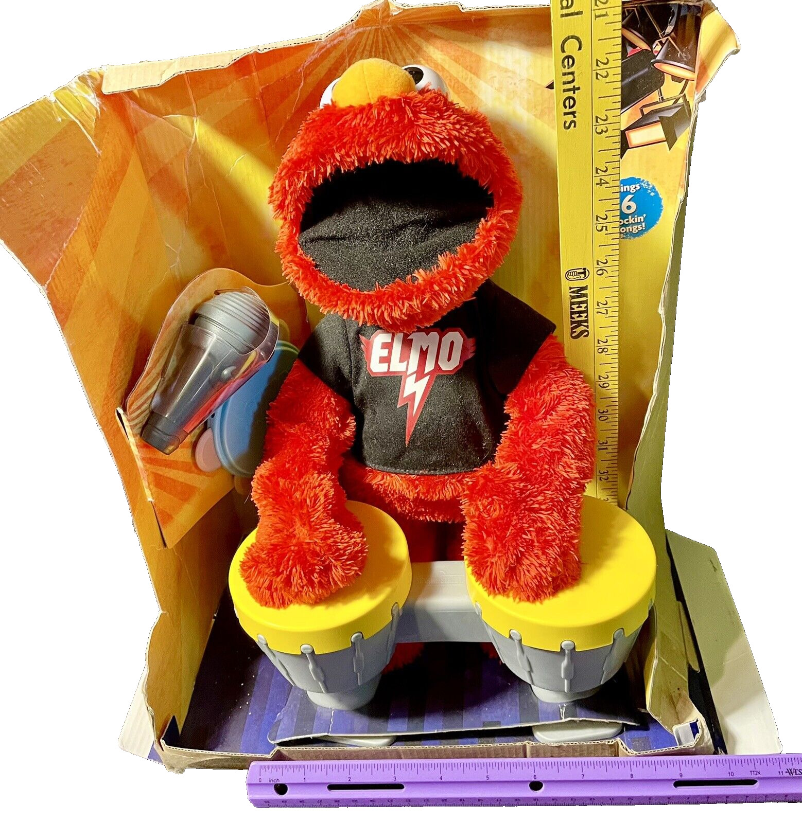 Sesame Street Let's Rock Elmo Sings six rockin’ songs New Unboxed