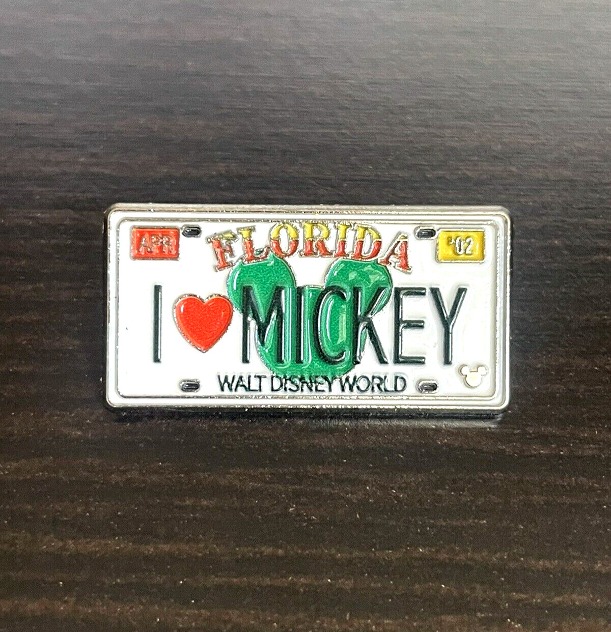 New WDW Disney Parks I Love Mickey Mouse License Plate Hidden Mickey Pin