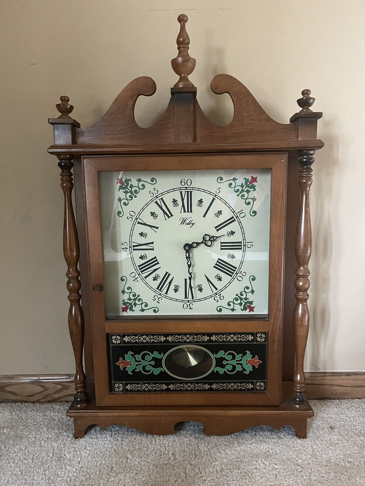 Welby Mantle Clock Wood Frame Plain Vintage 