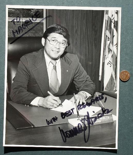 1975-95 California Congressman Norman Mineta signed autographed VINTAGE photo---