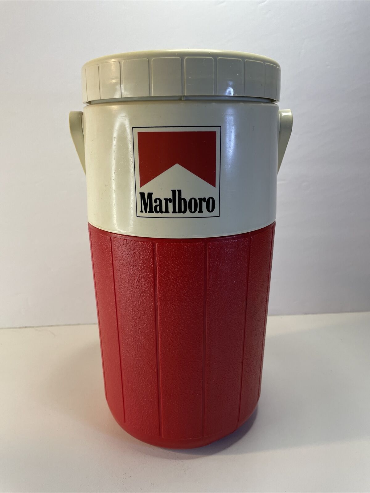 Marlboro Drink Cooler Thermos Coleman Water Jug Vintage Tobacco Collection 