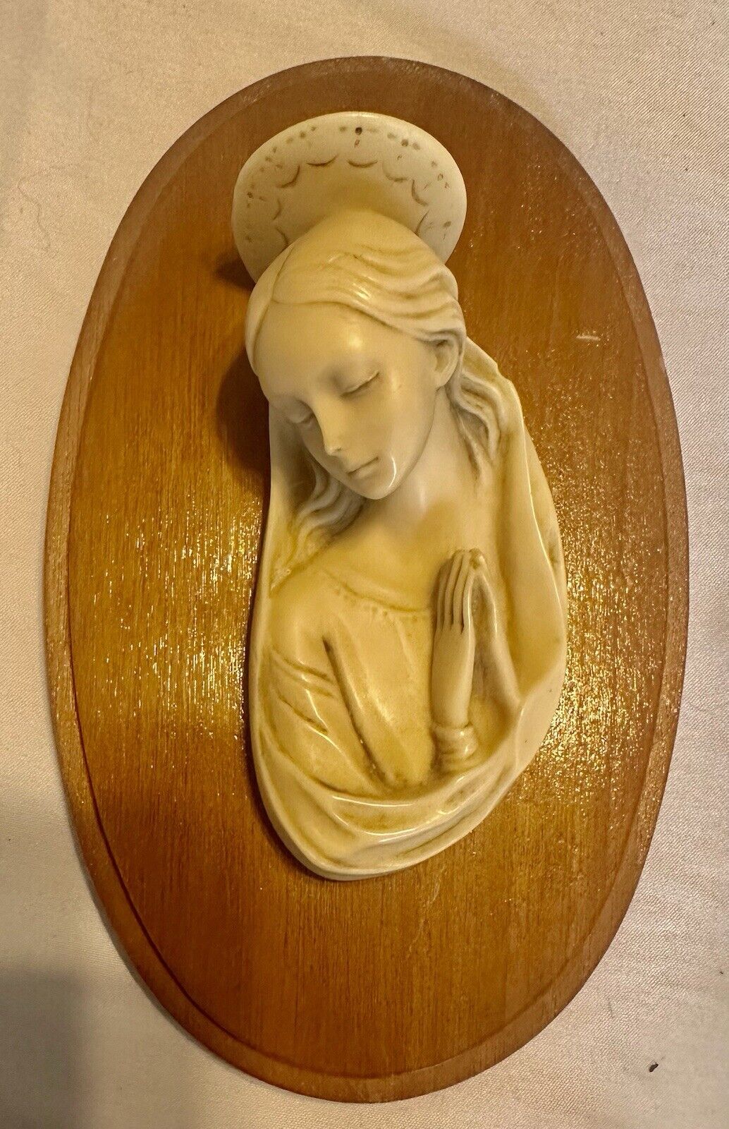 Vintage The Blessed Virgin Mother Mary Sculpture Resin Relief Wood Plaque Art 7”