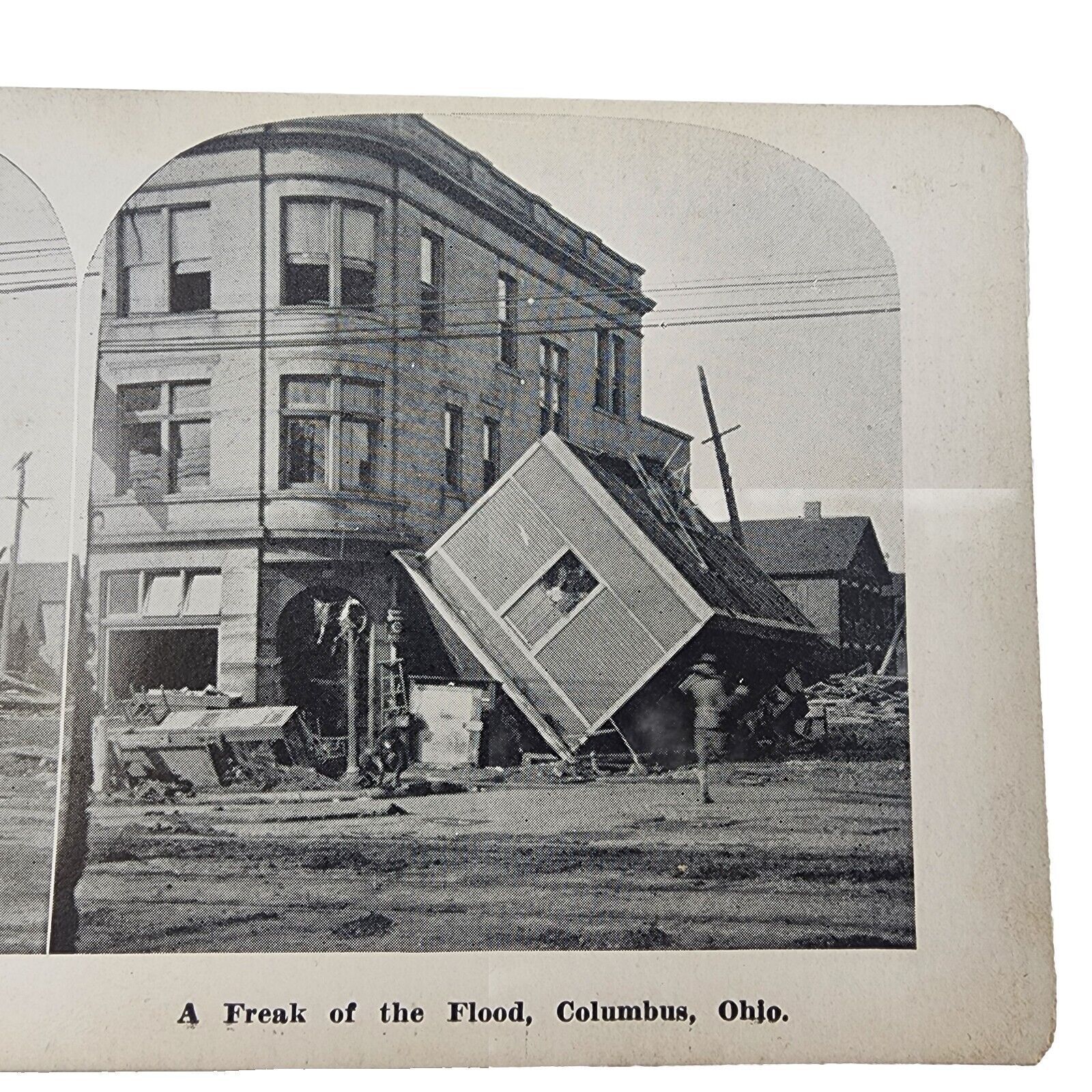 Great Flood of 1913, Columbus Ohio, A Freak of the Flood, Overturned Building