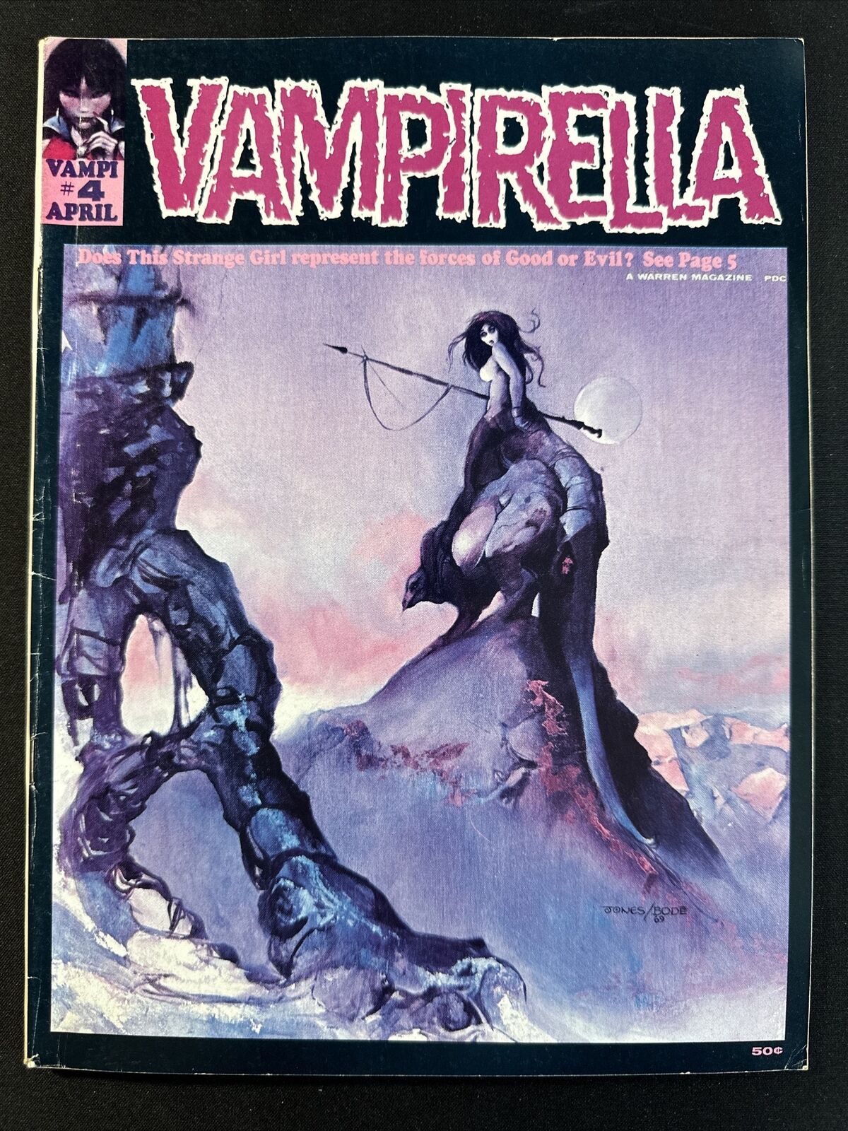 Vampirella #4 Warren Magazine Bronze Age Horror Comic 1st Print Vol 1 Mid grade