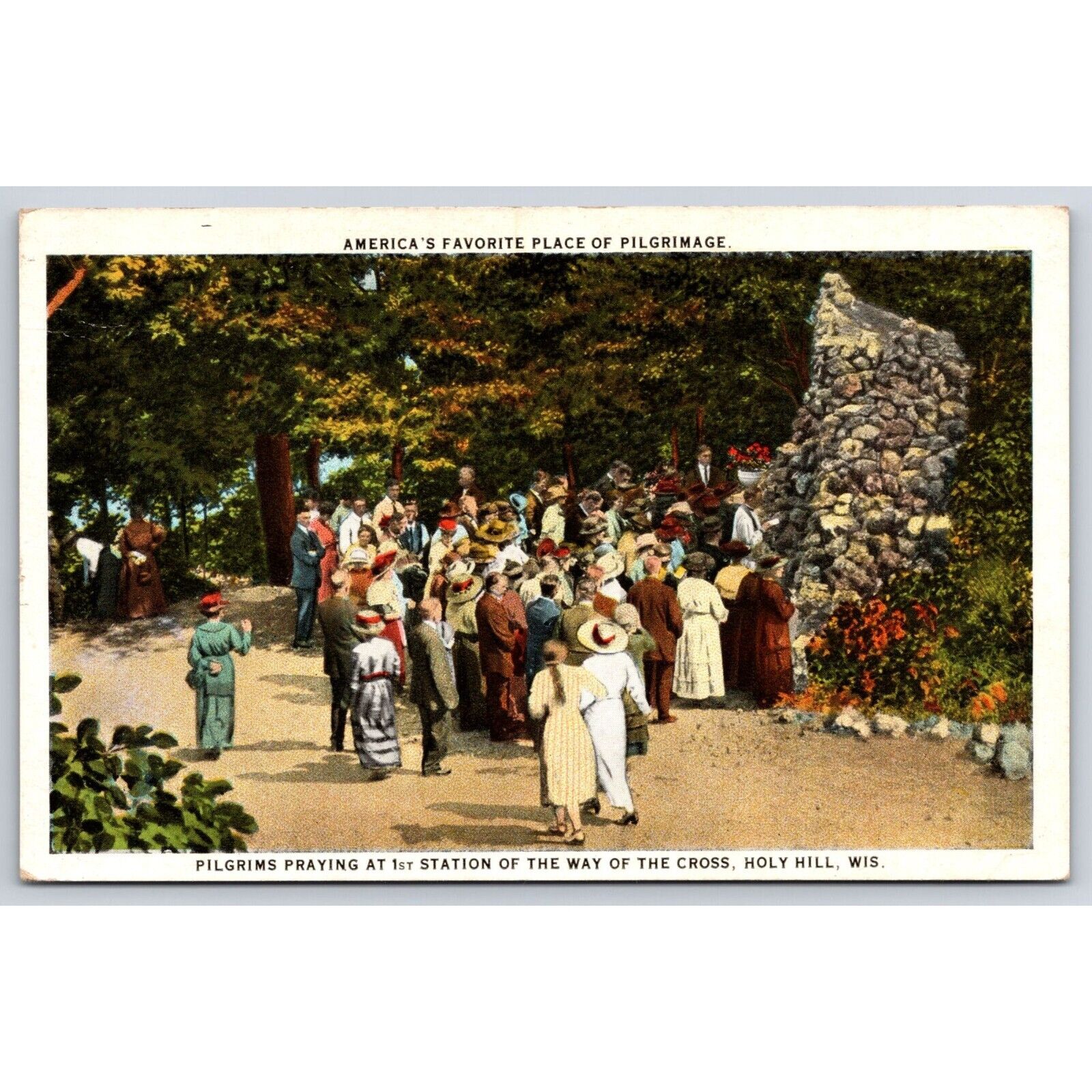 Vintage Postcard Holy Hill Wisconsin Pilgrims Praying Divided Back White Border
