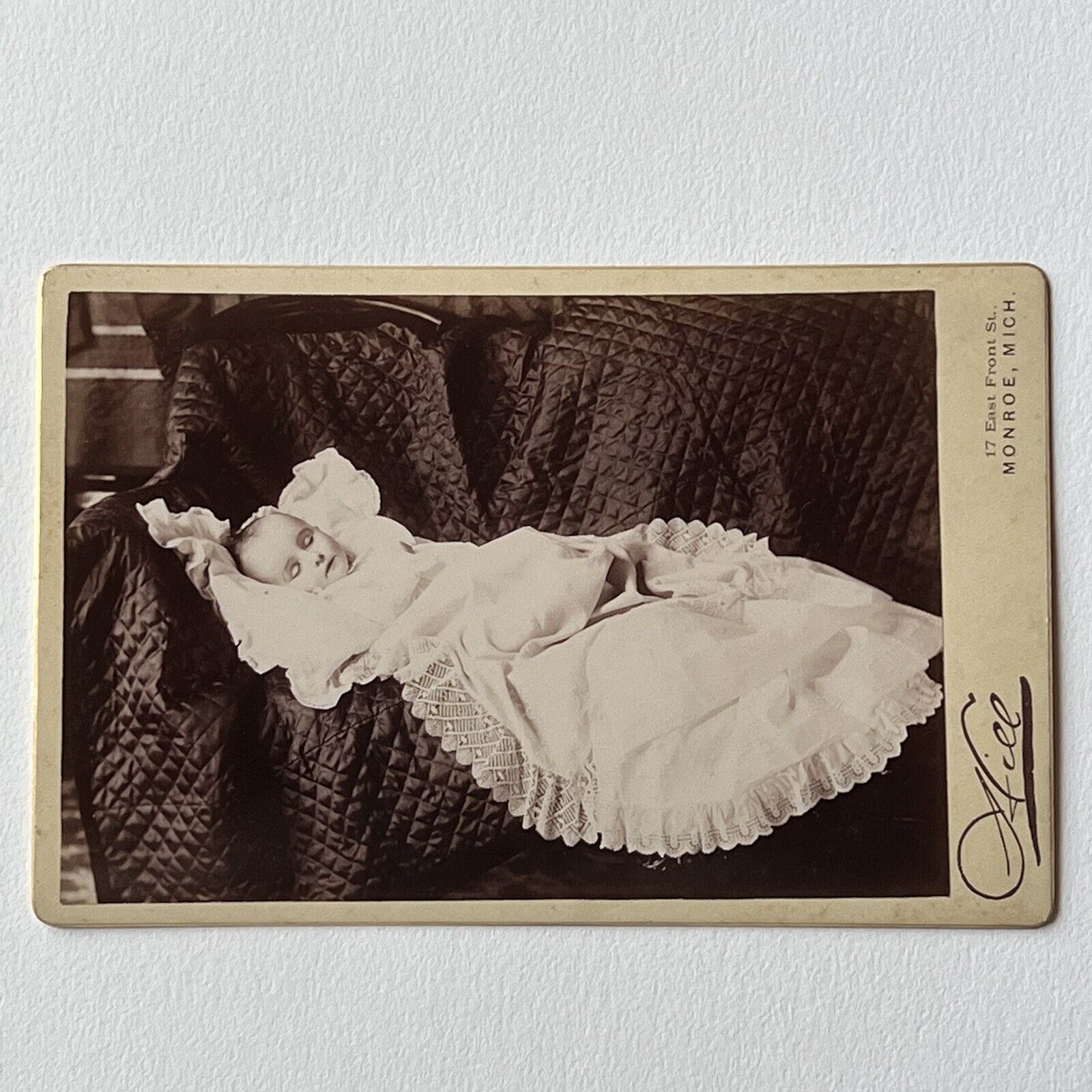 Antique Cabinet Card Photograph Peaceful Post Mortem Baby Momento Mori Monroe MI