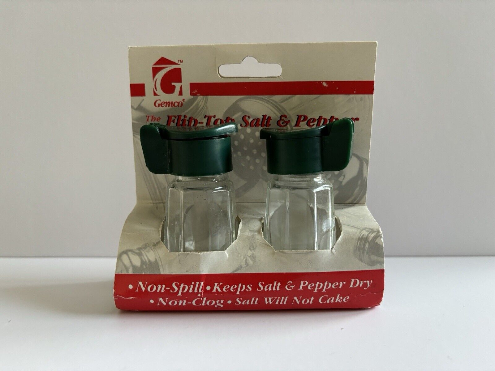 Vintage GEMCO The Flip Top Salt & Pepper Shakers Glass Green Lid New In Box