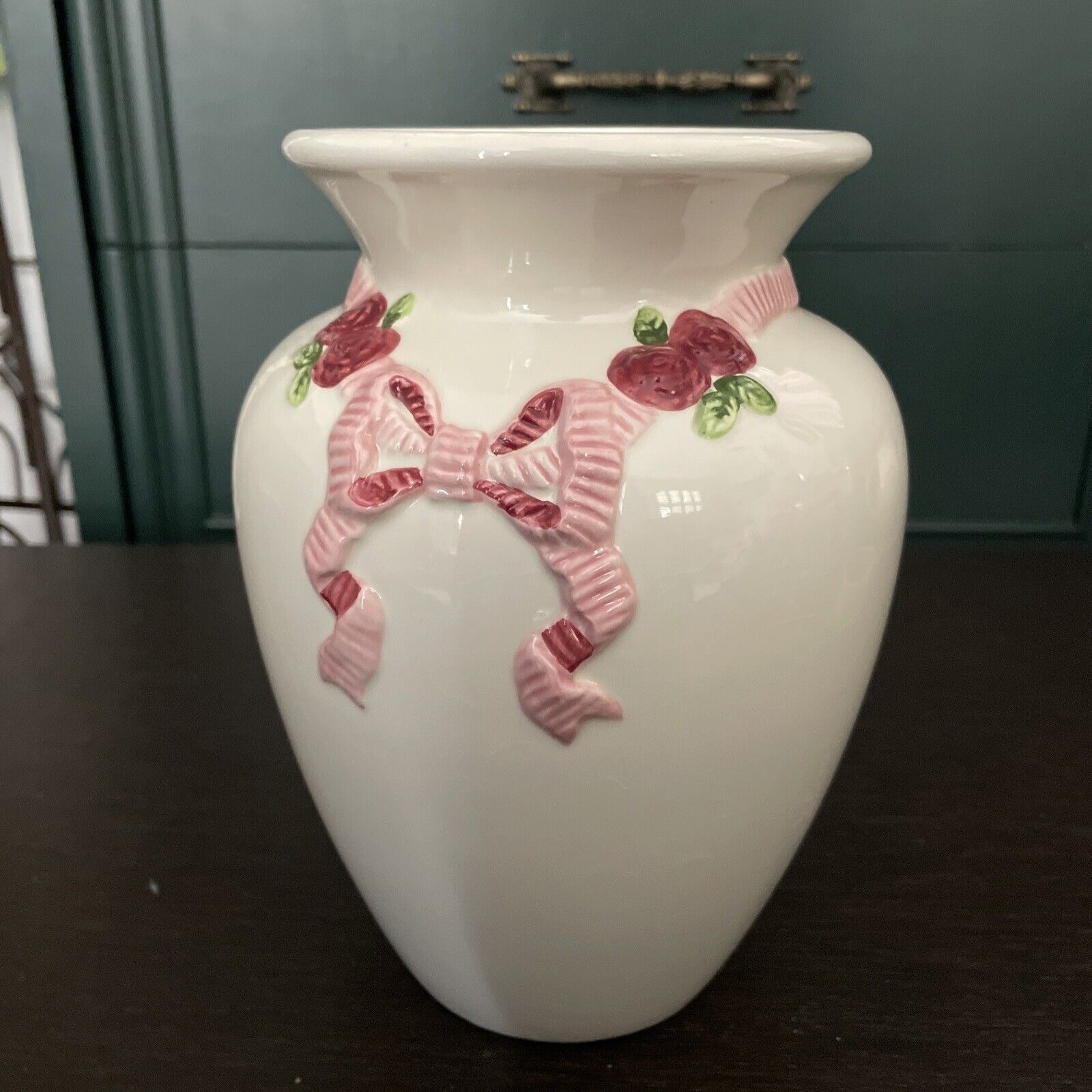 Vintage Ivory Flower Vase 8\