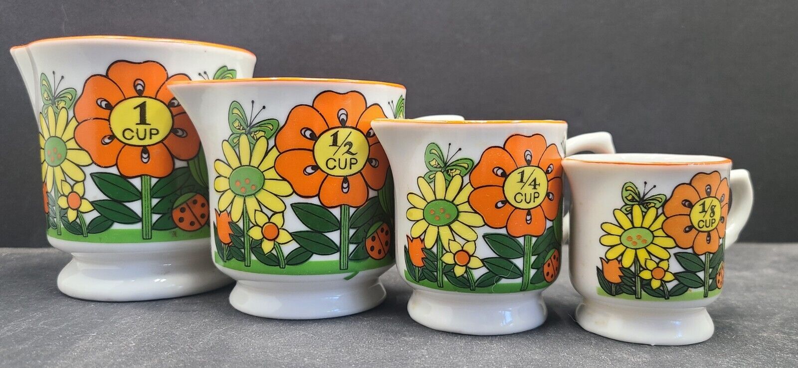 Set Of 4 Vintage Price Import Pop Art Floral Butterfly Ceramic Measuring Cups