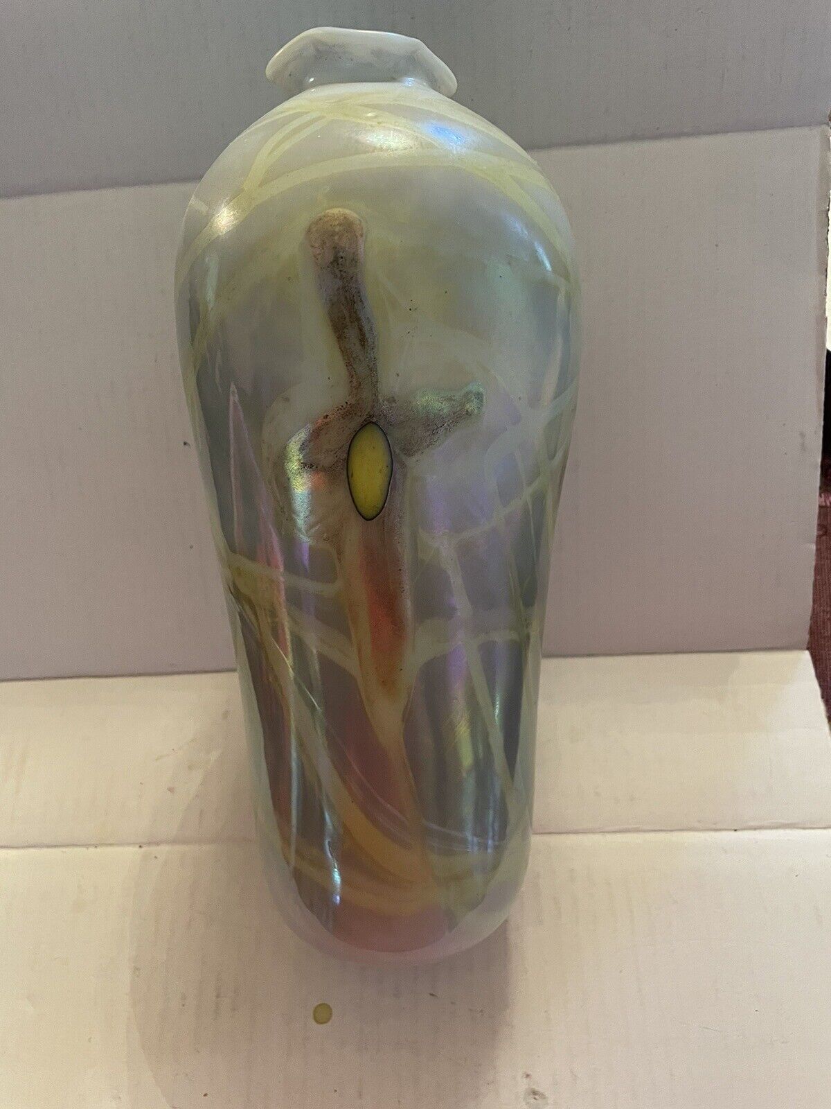 Vintage Beautiful Irrodecent Vase With Iris On Both Sides Hand Blown