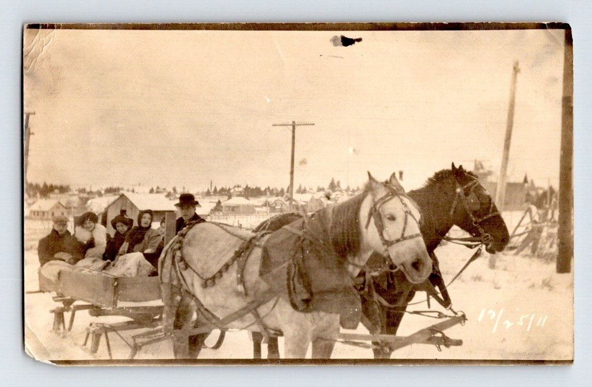 RPPC 1911. WINTER HORSES SLIEGH. POSTCARD V26