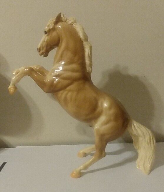 Vintage Beautiful 1960\'s Breyer  Horse 10” Tall Glazed Shiny Brown Tan Stallion 
