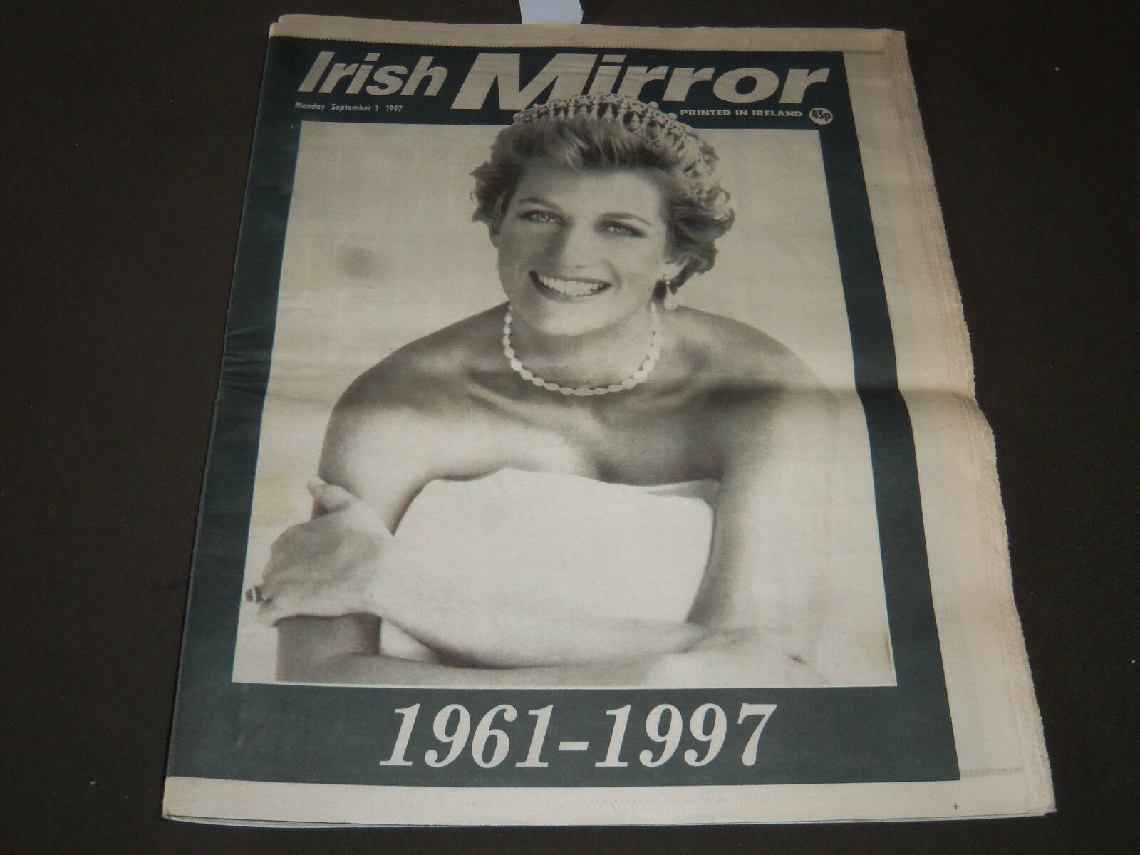 1997 SEPTEMBER 1 IRISH MIRROR DIANA NEWSPAPER 1961-1997 - NICE PHOTOS - NP 2640