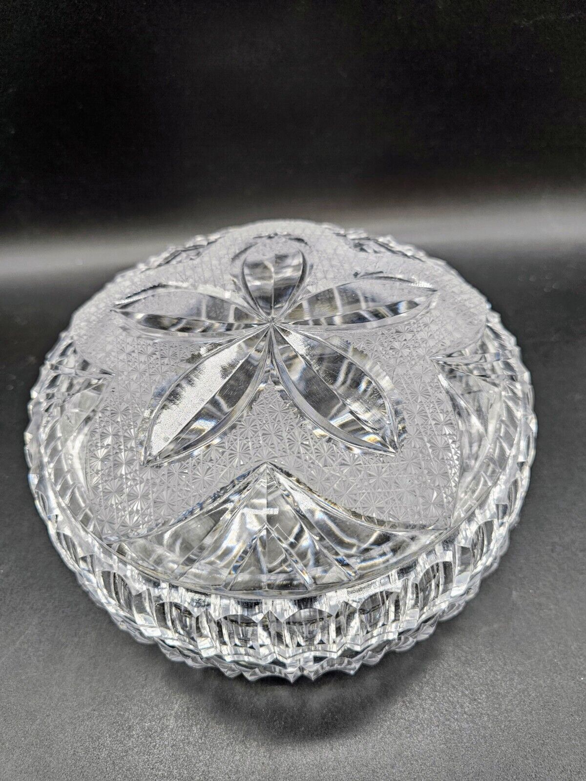 Gorgeous Cut Crystal Large Round Crystal Box /Candy/ Vanity Piece Flower Vintage