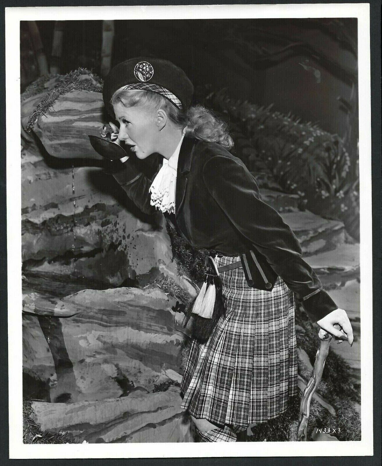 GINGER ROGERS ACTRESS IN \