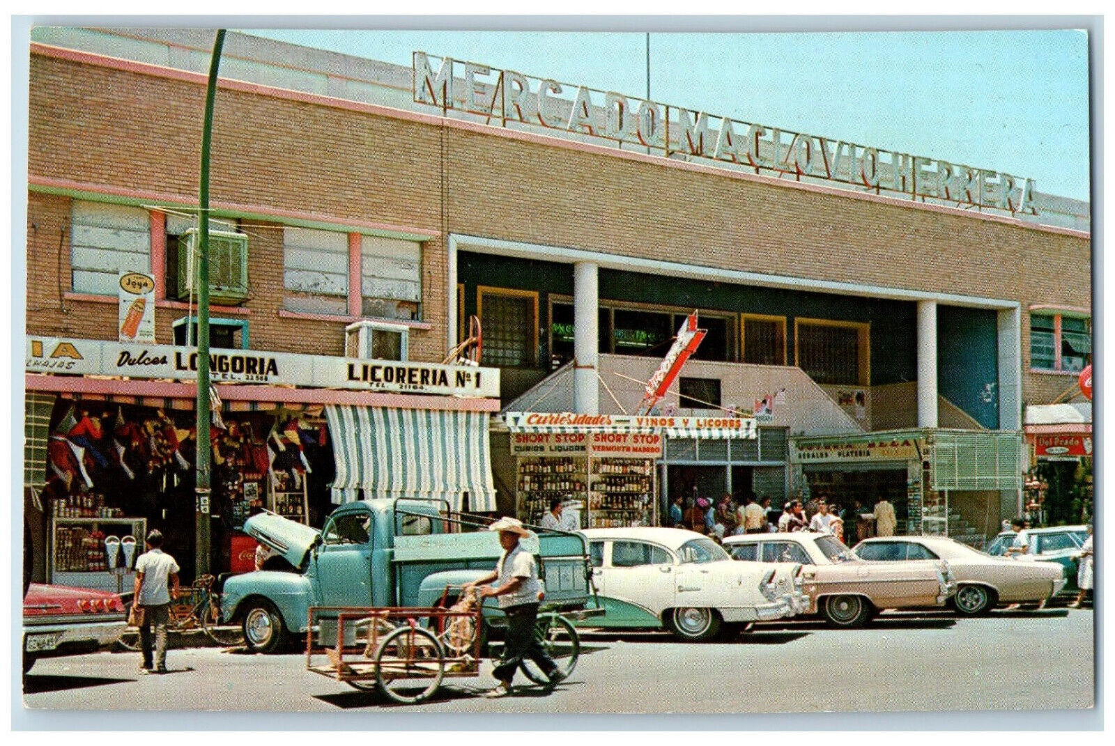 Nuevo Laredo Tamaulipas Mexico Postcard El Mercado Maclovio Herrera c1950\'s