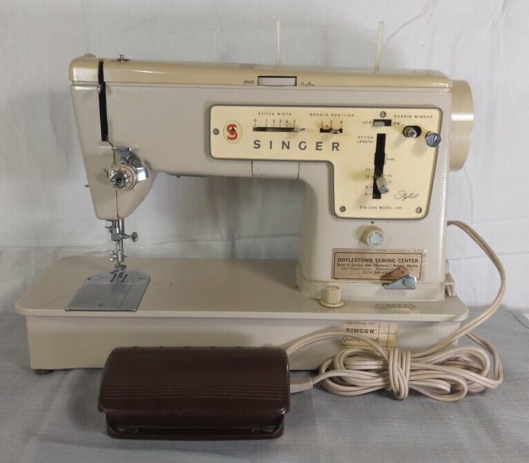 Vintage Singer Sewing Machine Tested Working With Pedal.