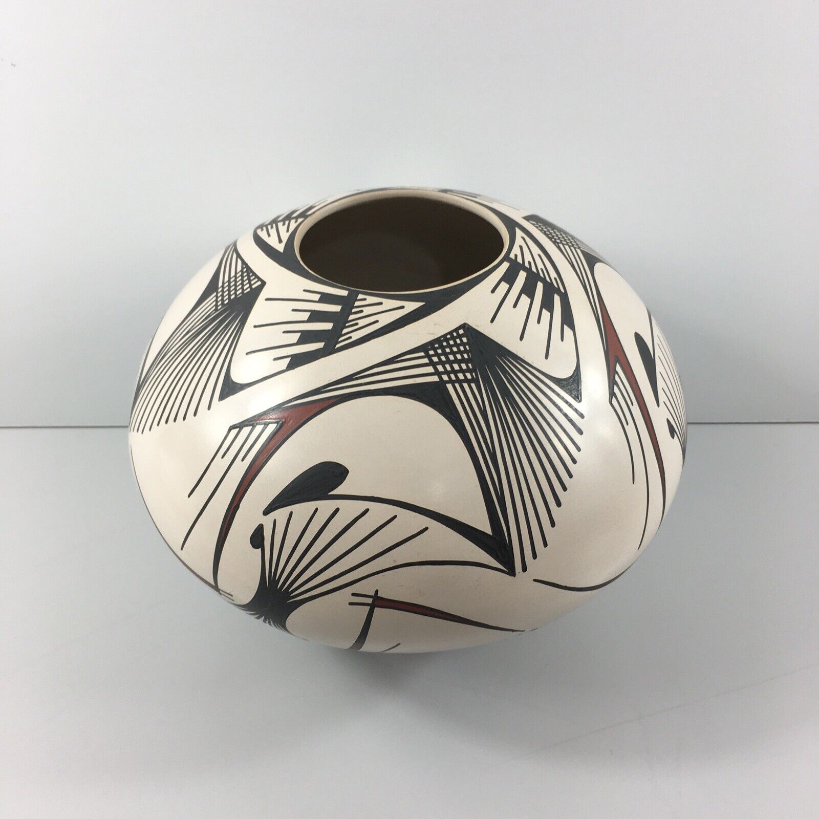 Mata Ortiz Pottery Signed Hilario Quezada Olla Vase Folk Art Geometric Design
