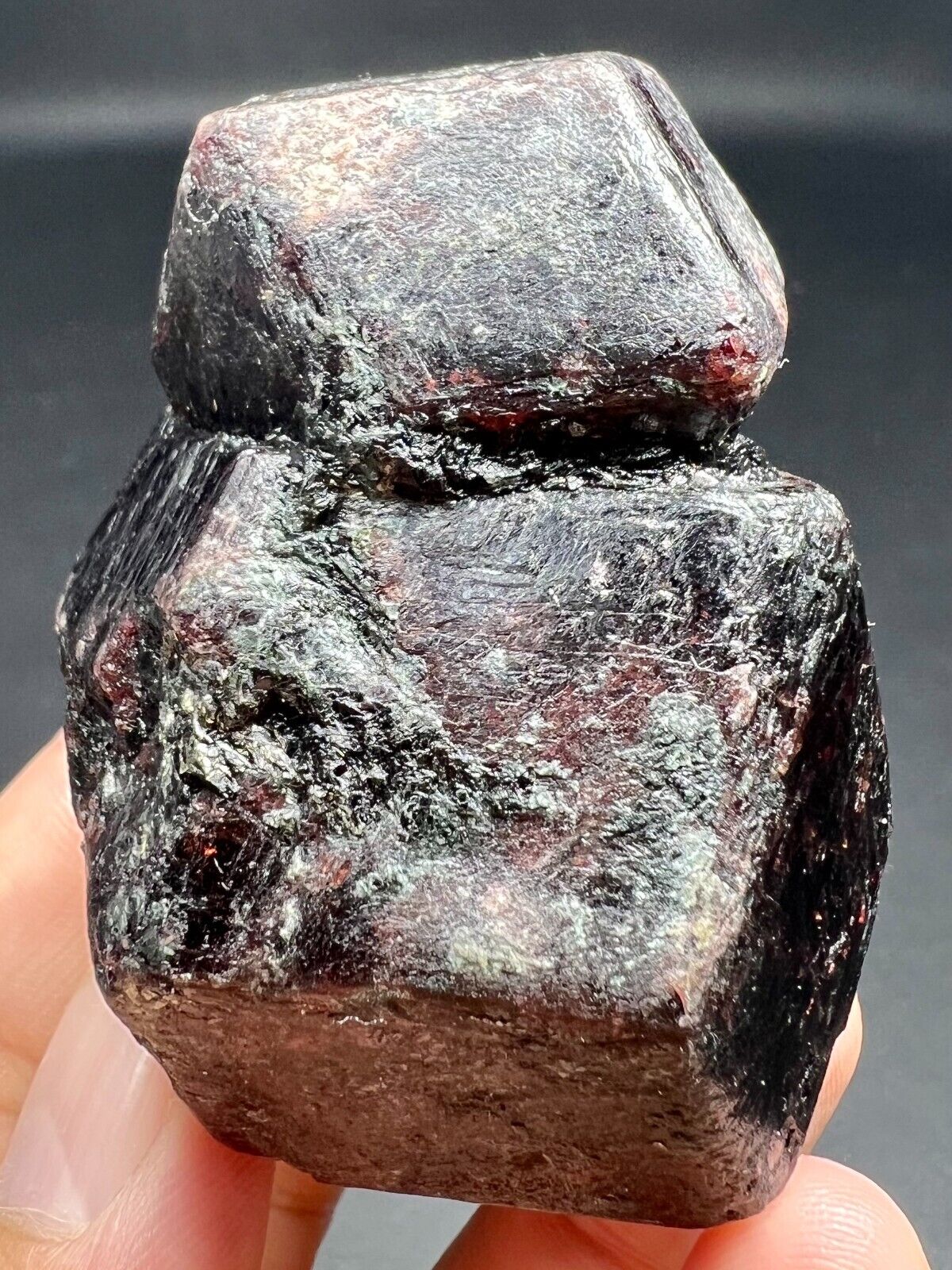 Huge Size 1522 Carat Rhodolite Garnet Crystal From Afghanistan