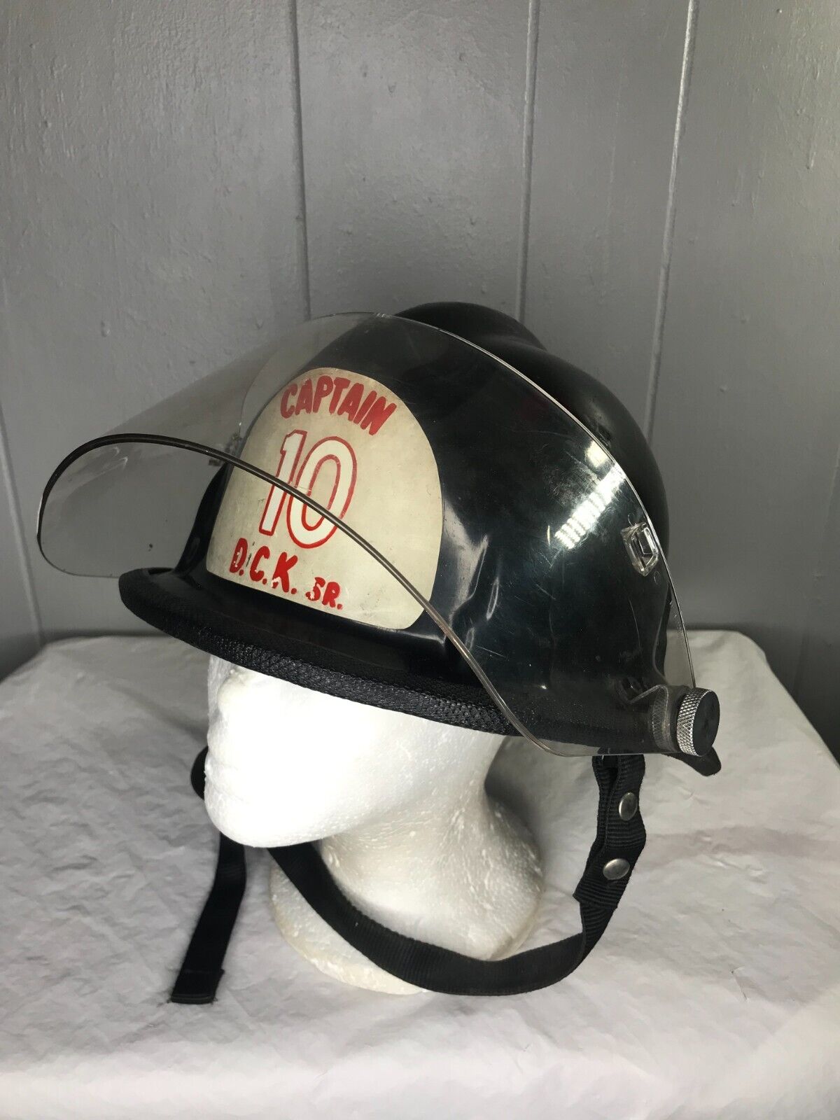 Vintage black Cairns and Bros Fire Helmet w face shield captains badge