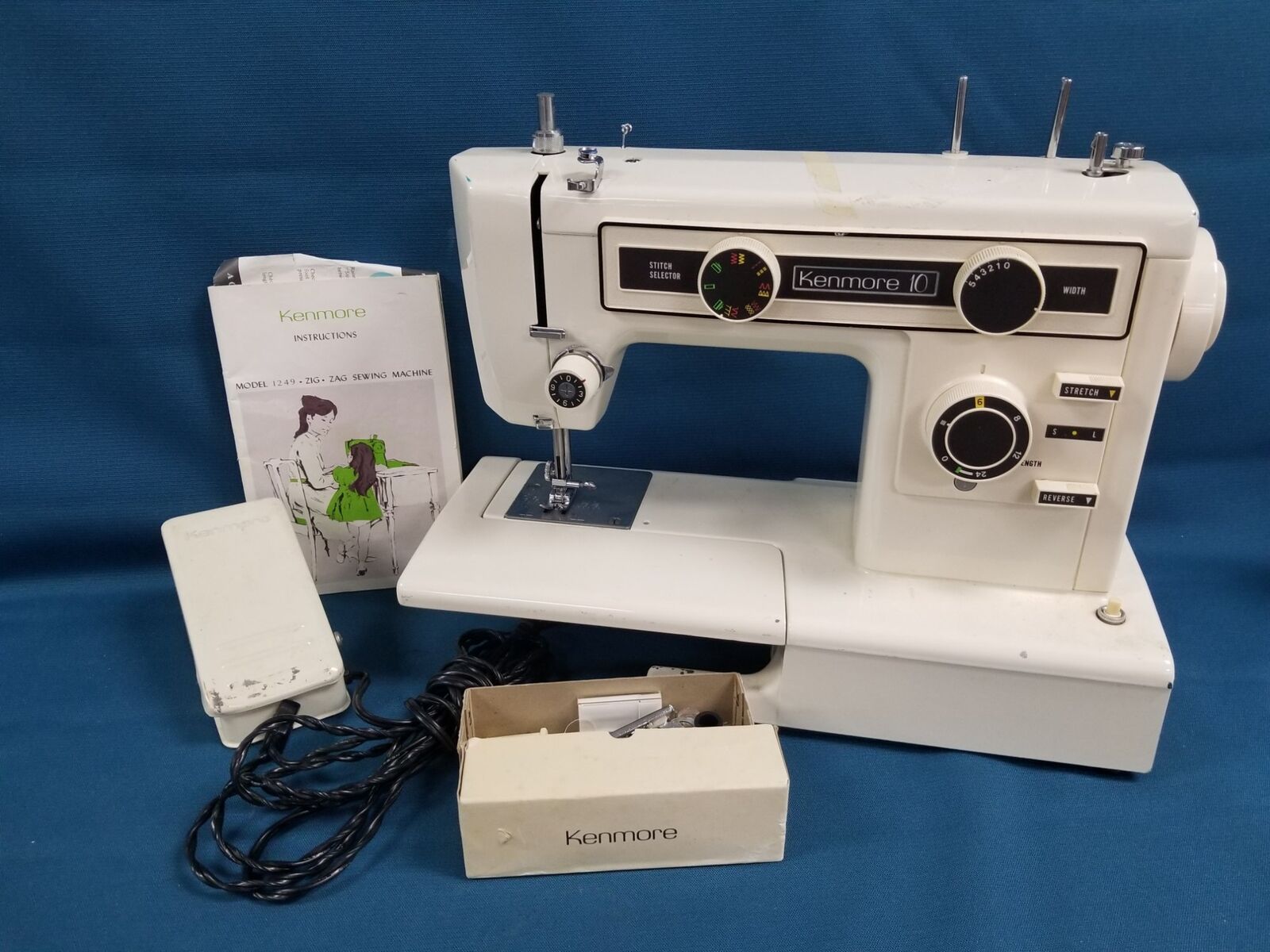 Vintage Kenmore 10 Model 385.12491 10-Stitch Sewing Machine w/Pedal TESTED