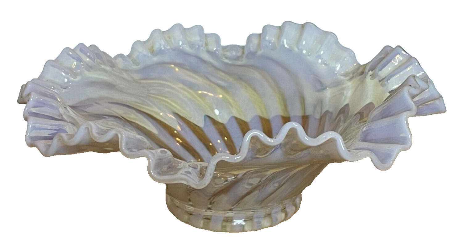 Vintage 1930s FENTON Swirl Spiral Optic Opalescent White Clear Ruffled Bowl 9\