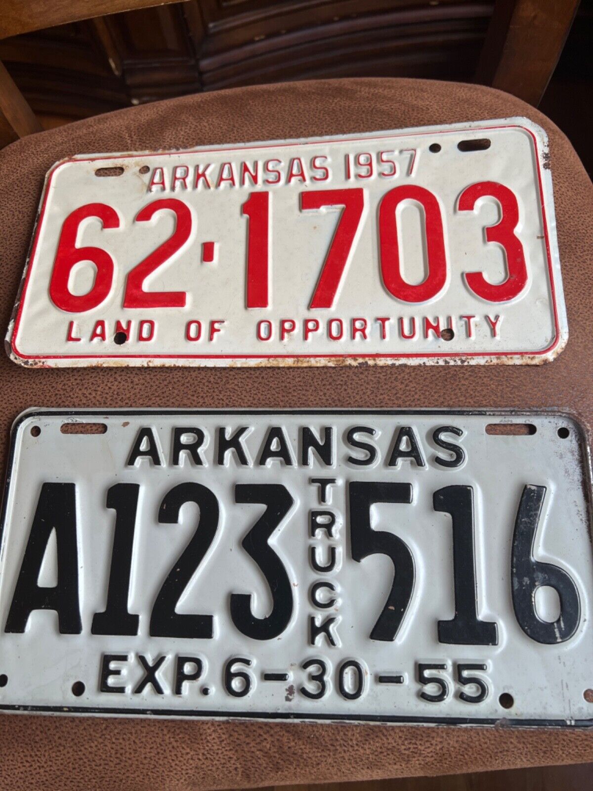 license plate  1955,56,57 Arkansas(truck) Red, Or Black,Or Green