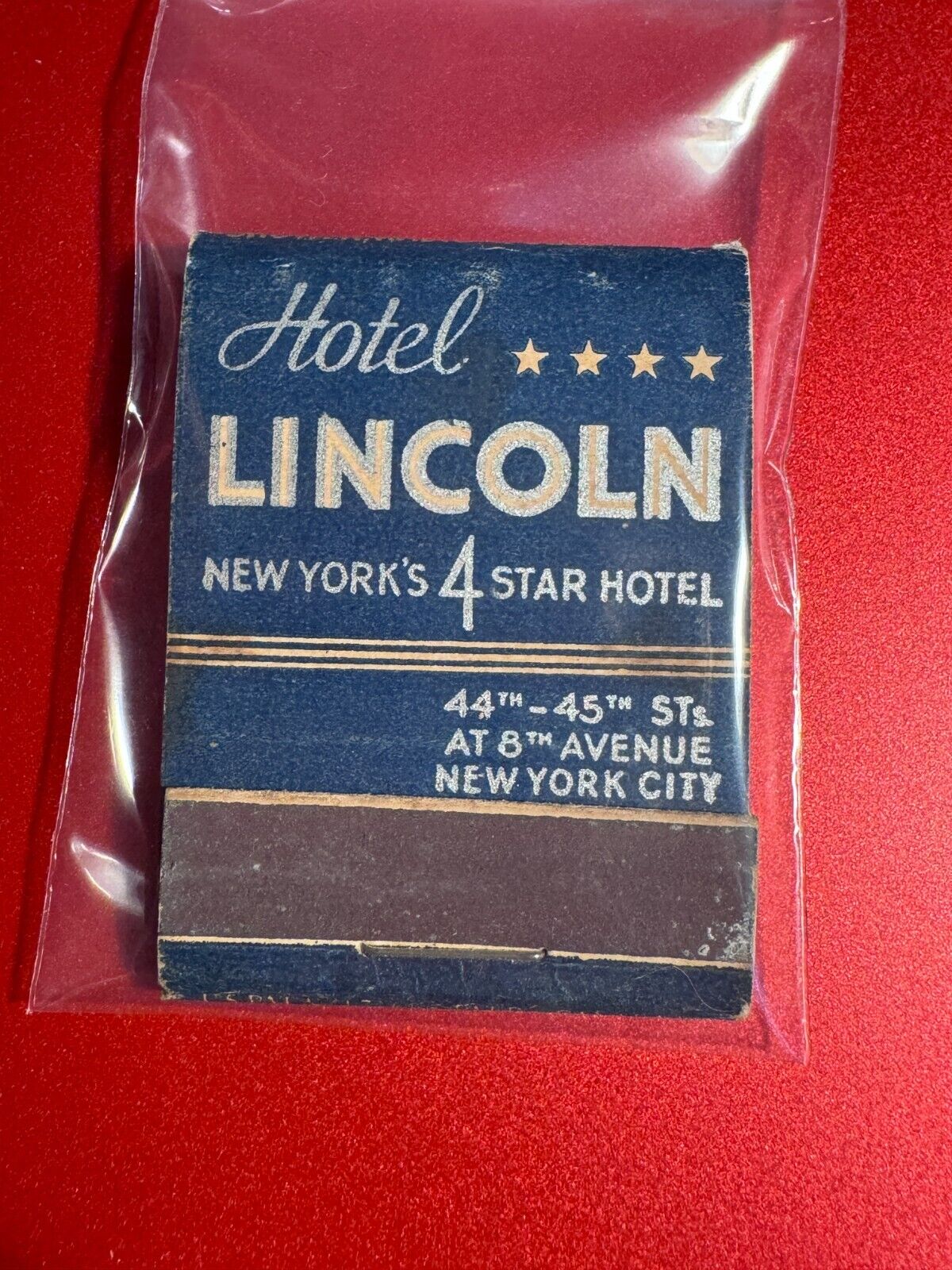 MATCHBOOK - HOTEL LINCOLN - NEW YORK, NY - UNSTRUCK
