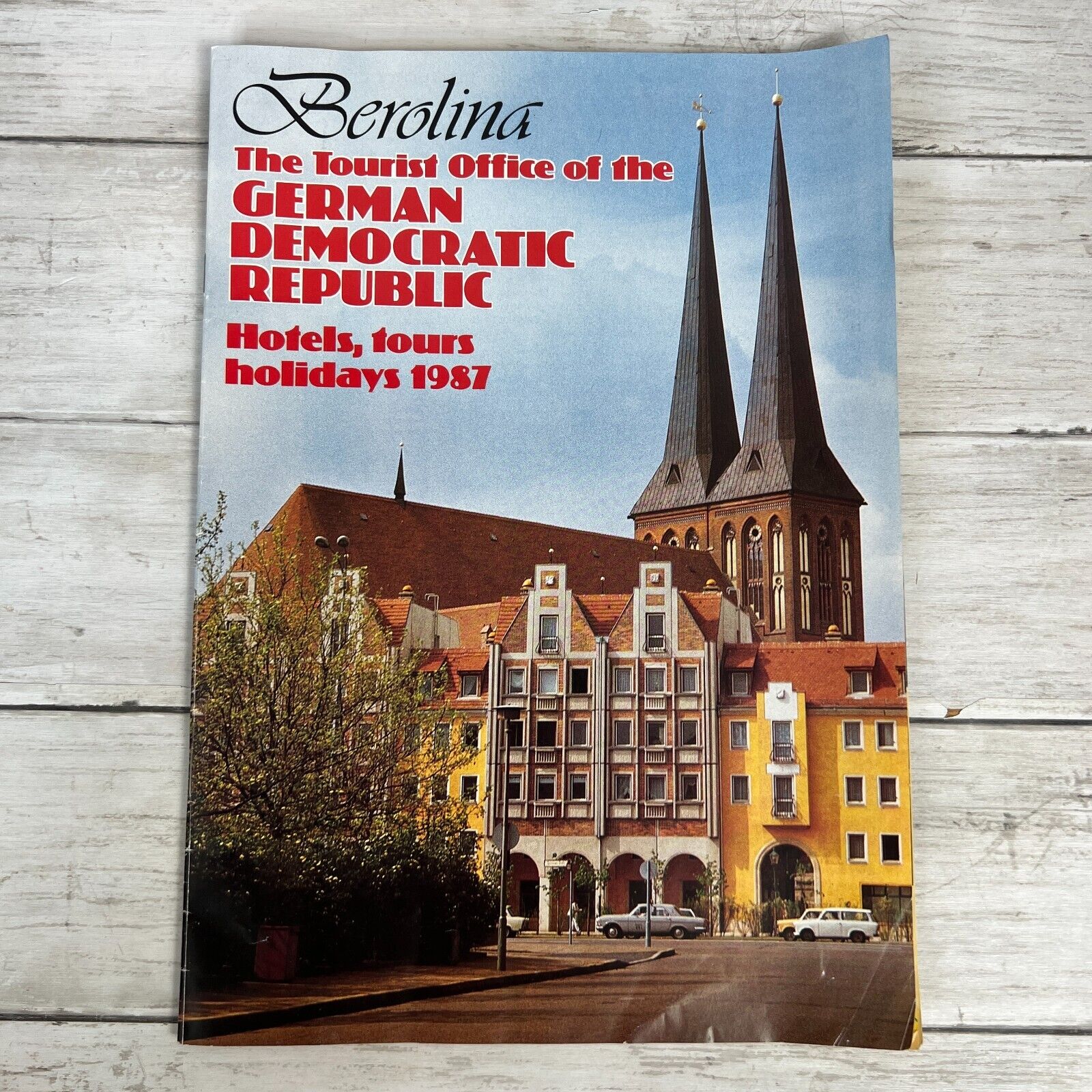 1987 German BEROLINA Travel Magazine Tourist GDR Hotels Tours Holidays Guide
