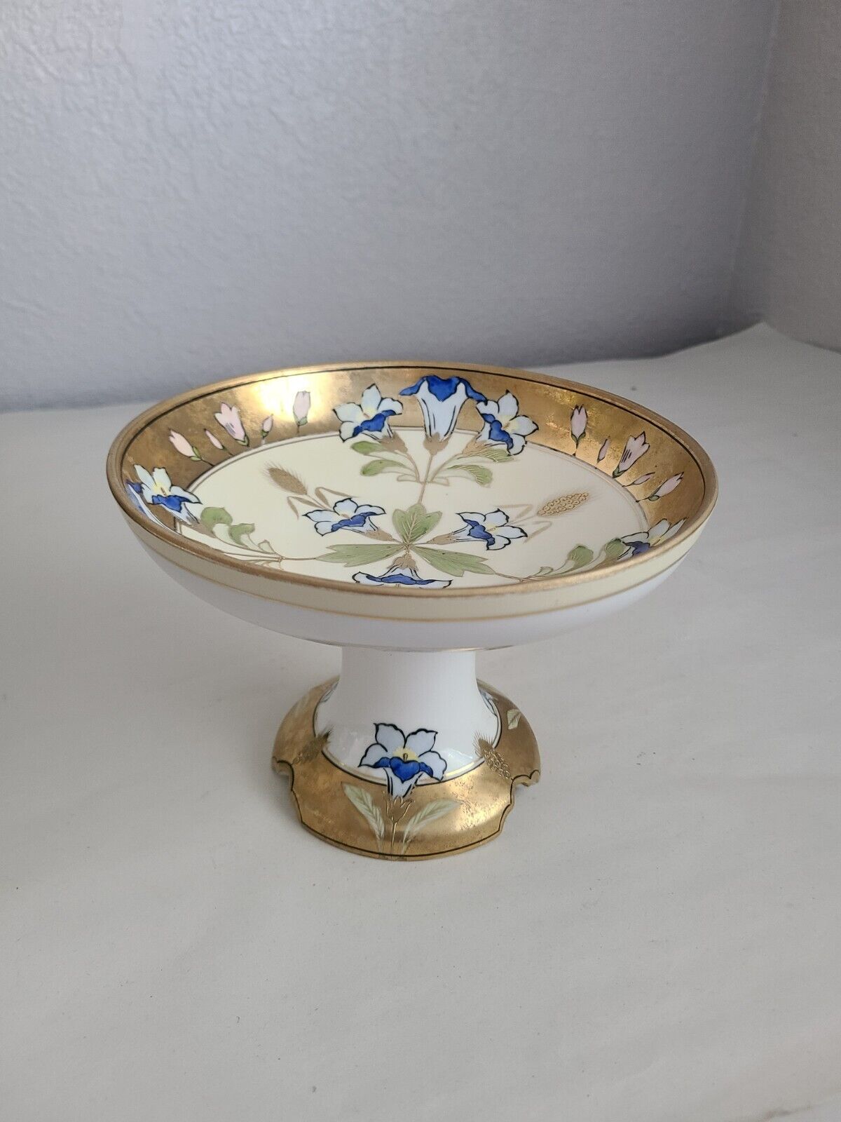 Noritake Hand Painted M Footed Bowl, Made In Japan 