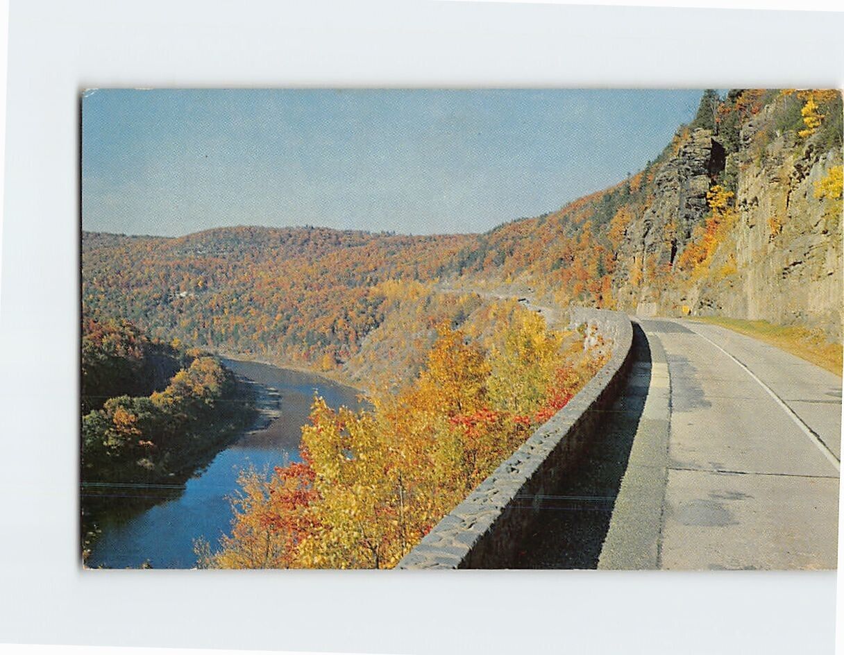 Postcard Beautiful Mountain Vistas Greetings from Hancock New York USA