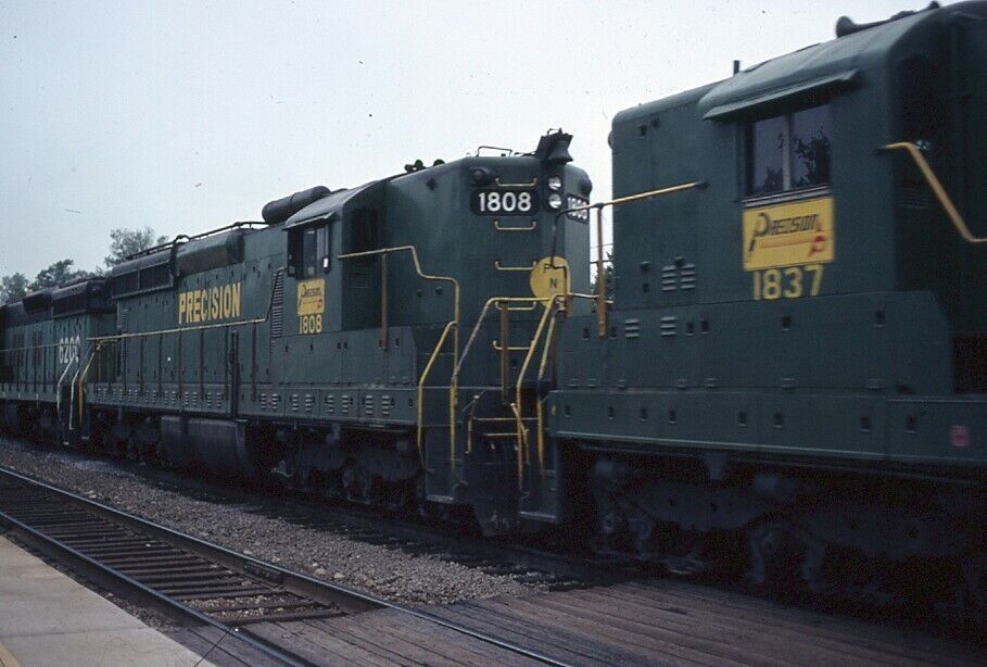 Railroad Slide - Precision #1808 SD24 Locomotive 1980 Westmont Illinois PNC