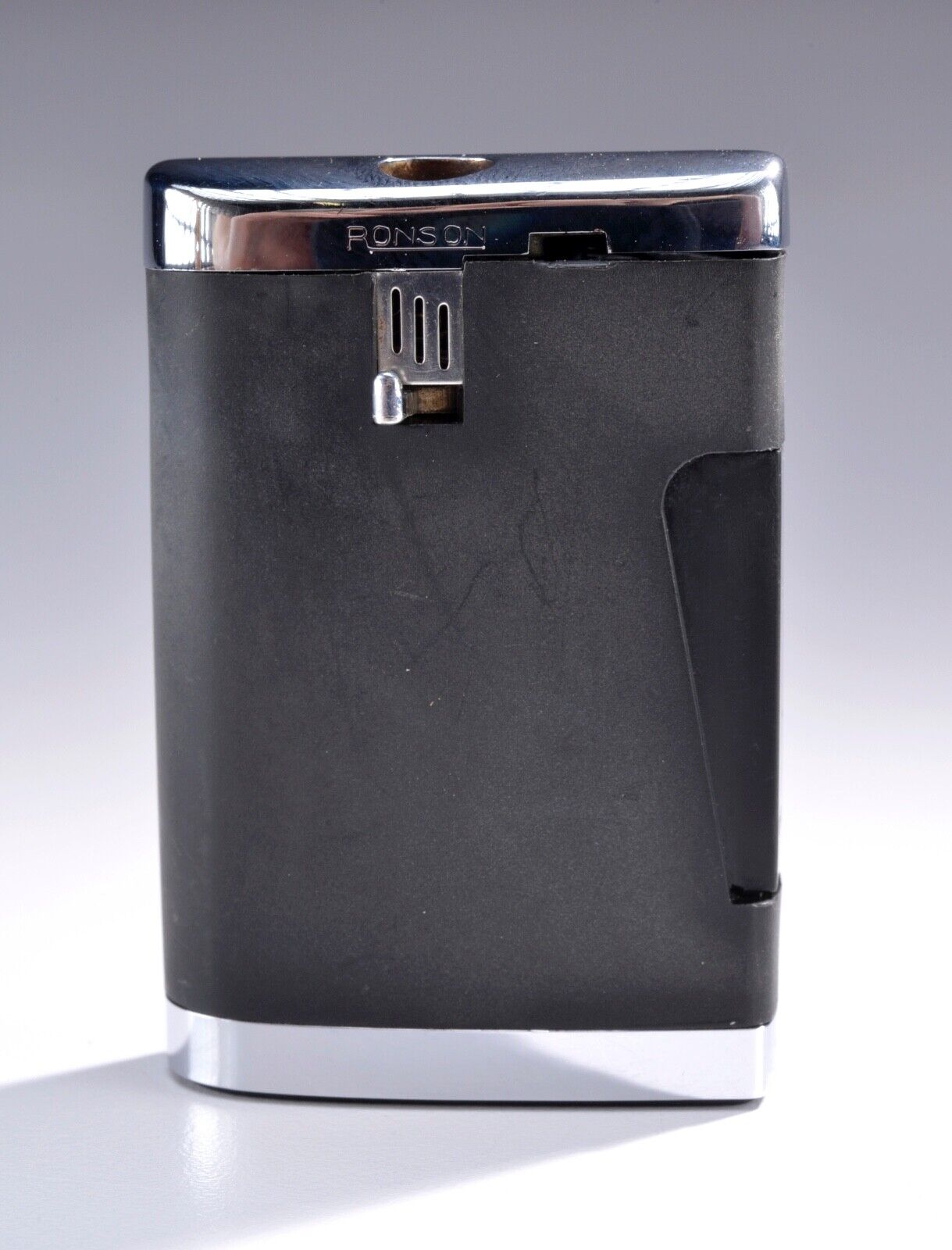 Vintage Black & Chrome RONSON Varaflame COMET  Lighter - MCM Mid-Century Modern
