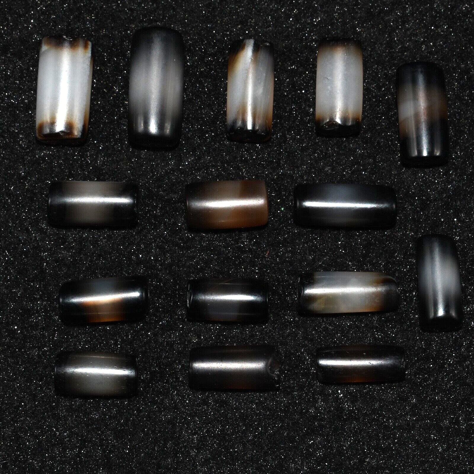 15 Large Ancient Agate Stone Chungzi Dzi Beads with Stripes in Good Condition