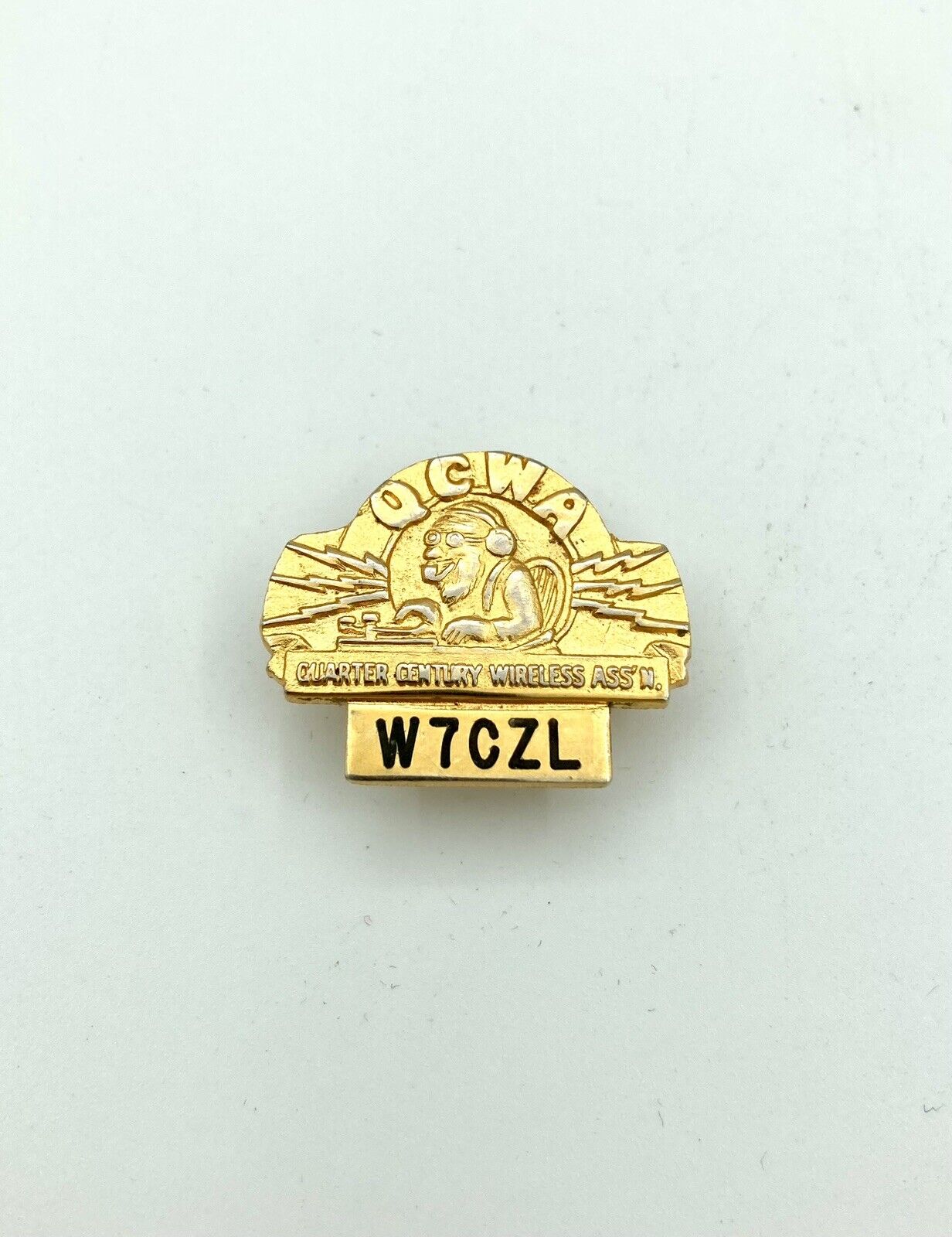 Vintage Quarter Century Wireless Association QCWA Lapel Hat Pin - W7CZL