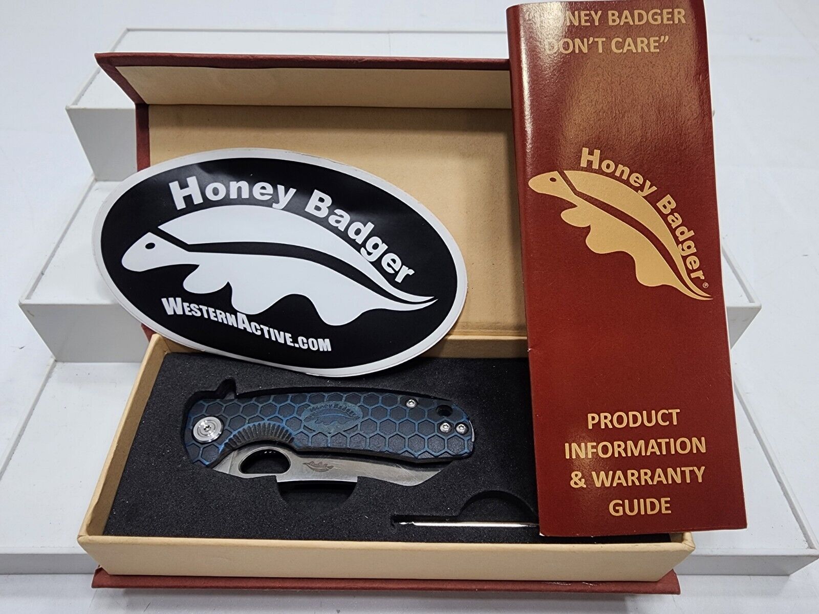 Honey Badger HB1046 Wharncleaver NC L/R Small Tan Folding Pocket Knife Gift Box