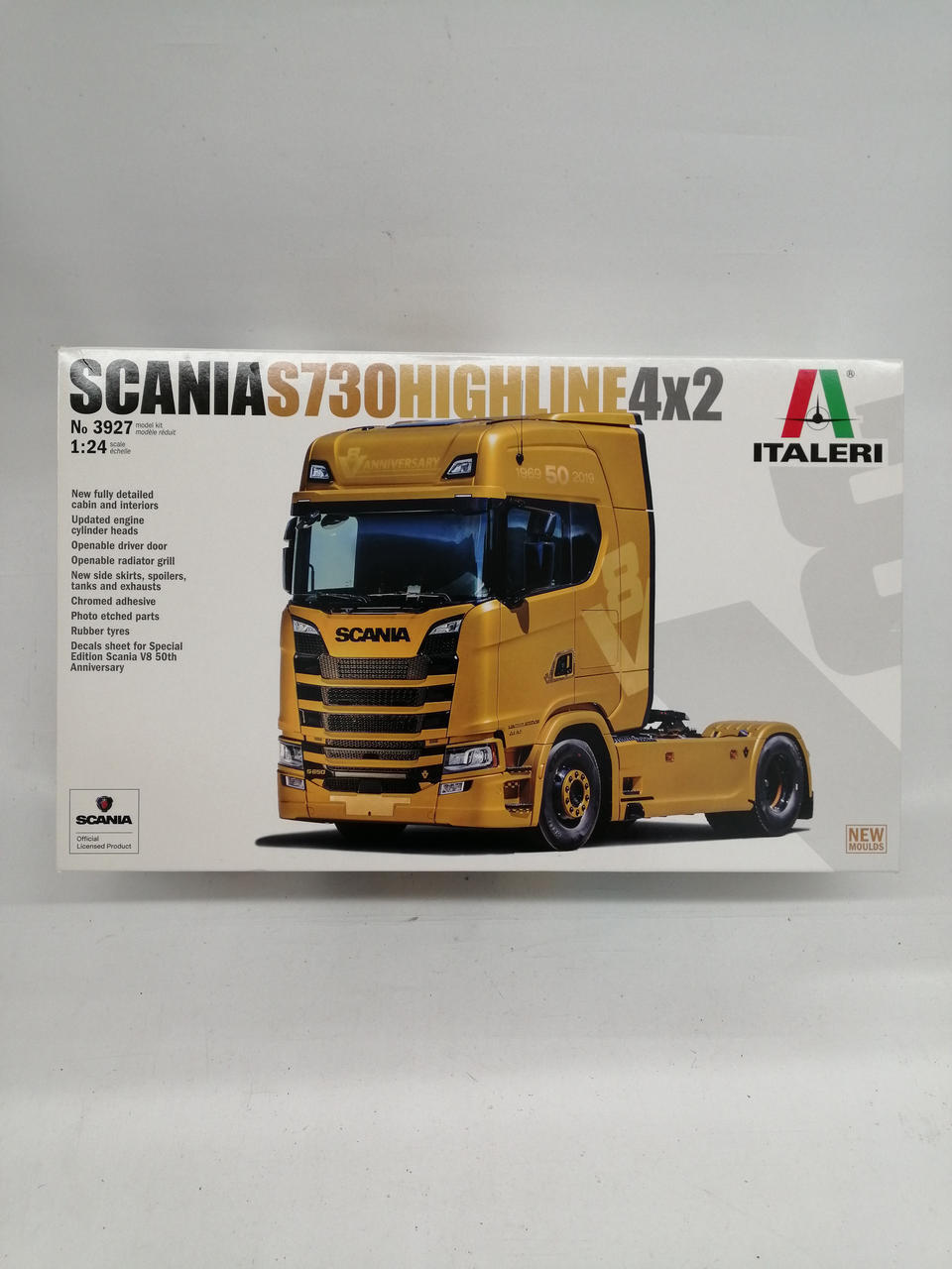 1 24 Model kit SCANIA S730 HIGHLINE ITALERI