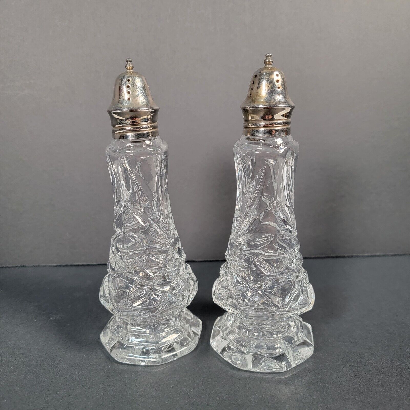 Godinger Silver Art Crystal Legends Salt & Pepper Shakers Elegant Cut Crystal