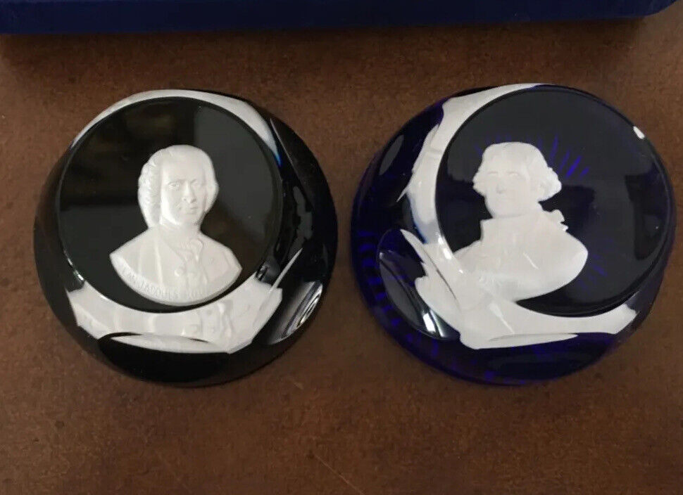 2 CAMEOS CRYSTAL JEAN-JAQUES ROUSSEAU & THOMAS JEFFERSON PAPERWEIGHTS