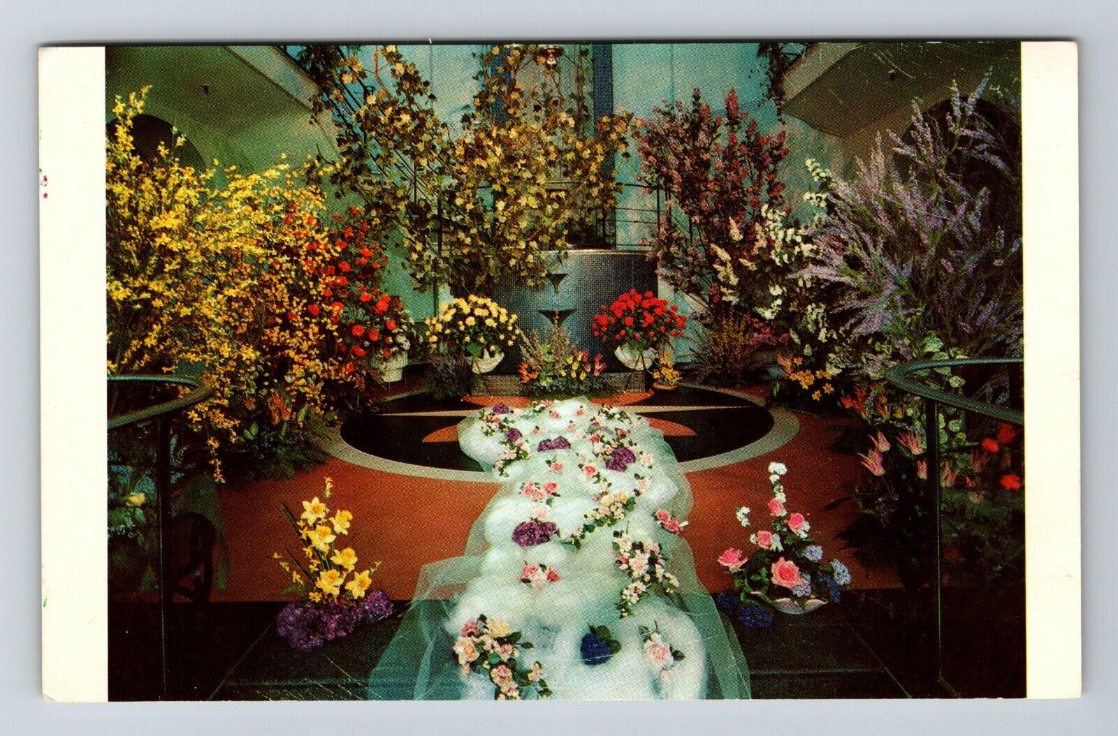 CA-California, California Artificial Flowers, Interior View, Vintage Postcard