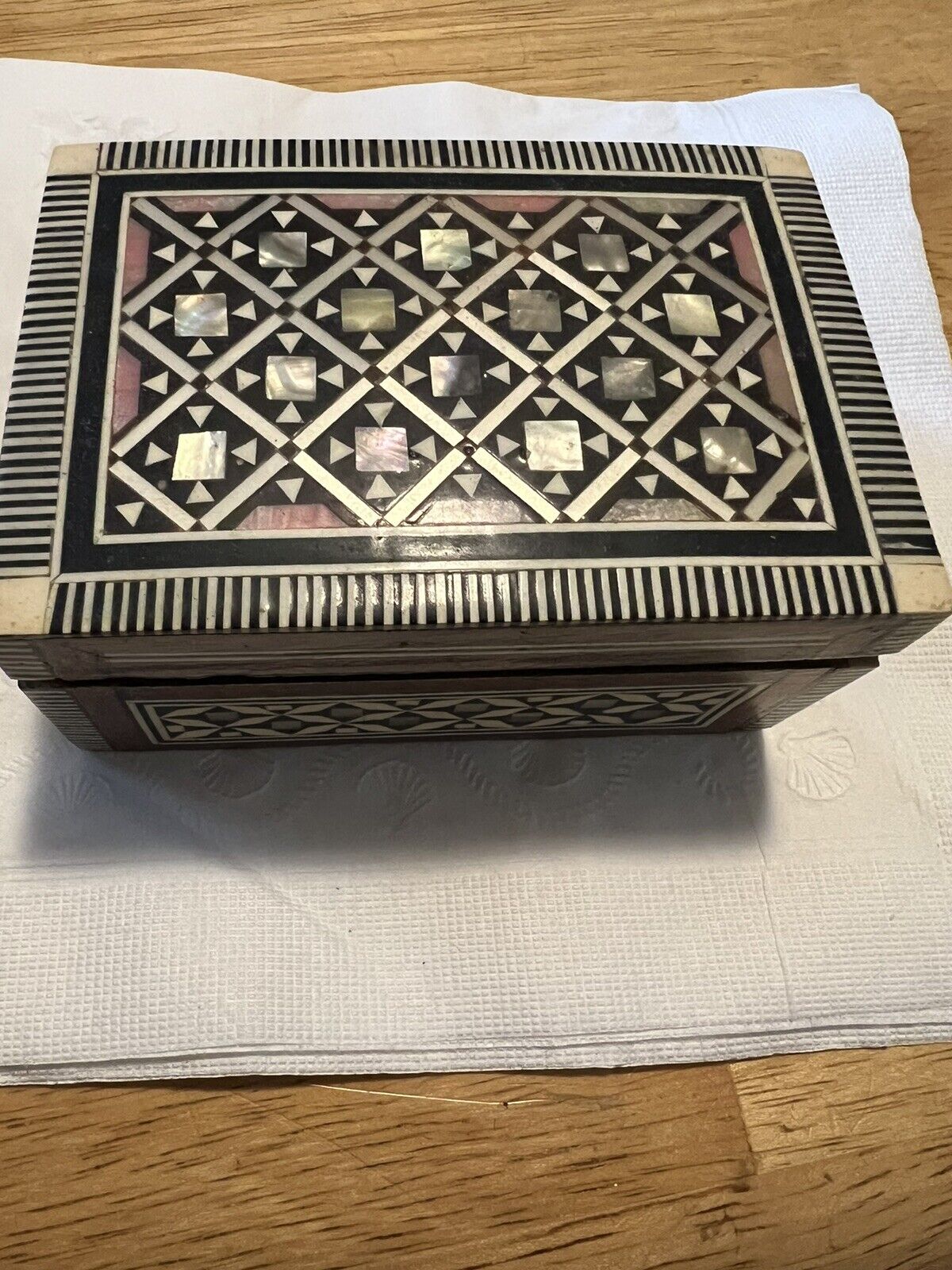 VTG MICRO MOSAIC MOTHER OF PEARL INLAY TRINKET BOX FROM EGYPT