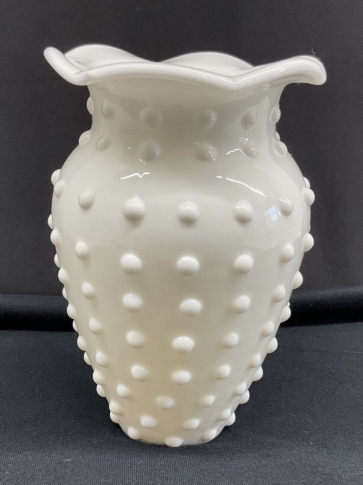 Vintage Collectible White Hobnail FTD Gift Vase Retro