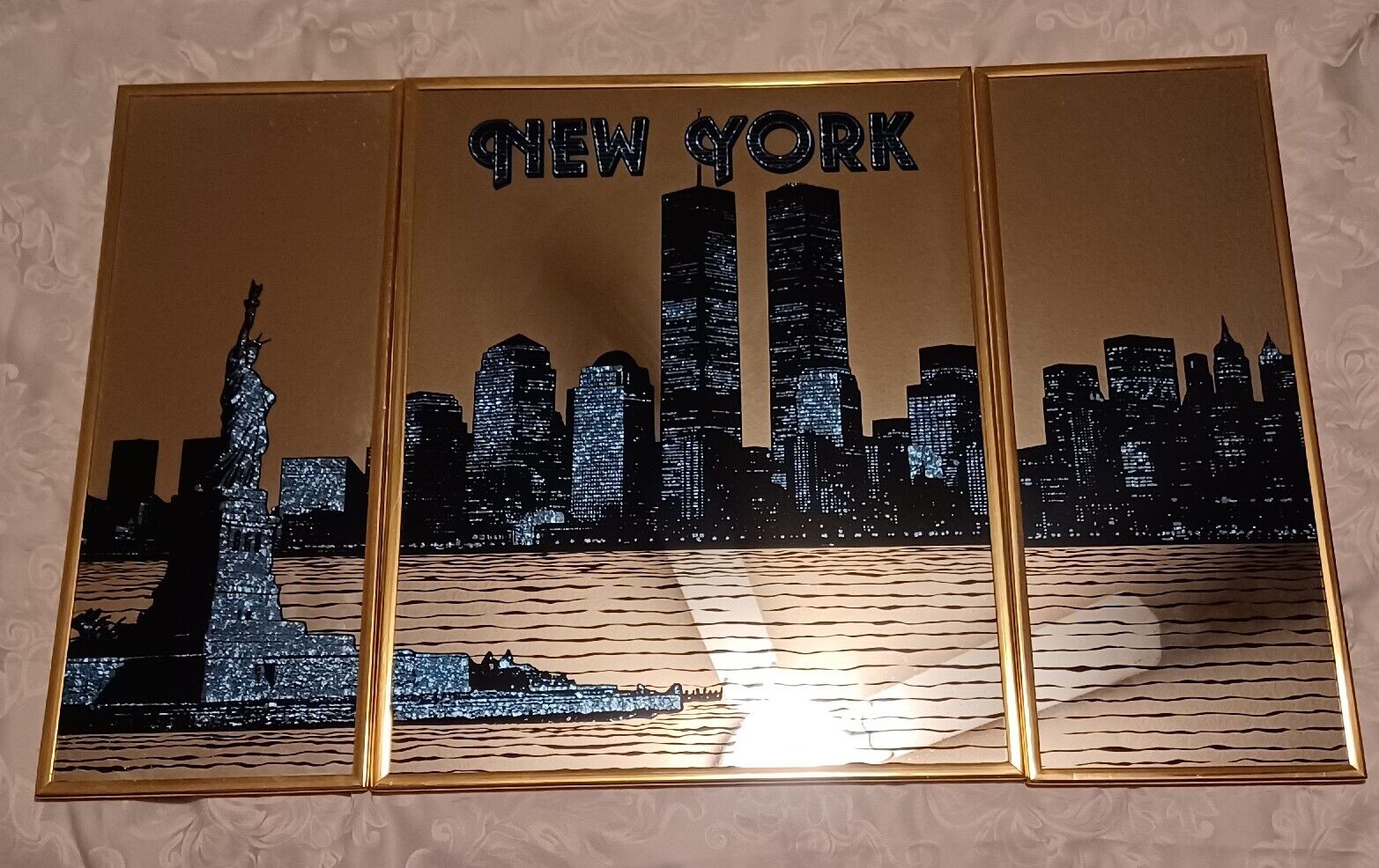 New York City Twin Towers Statue Of Skyline Mirror Wall Art Large 33\