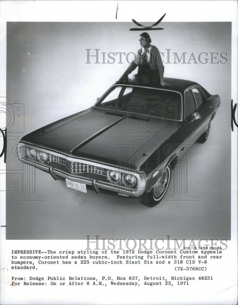 1971 Press Photo 1972 Dodge Coronet Custom - RRS45077