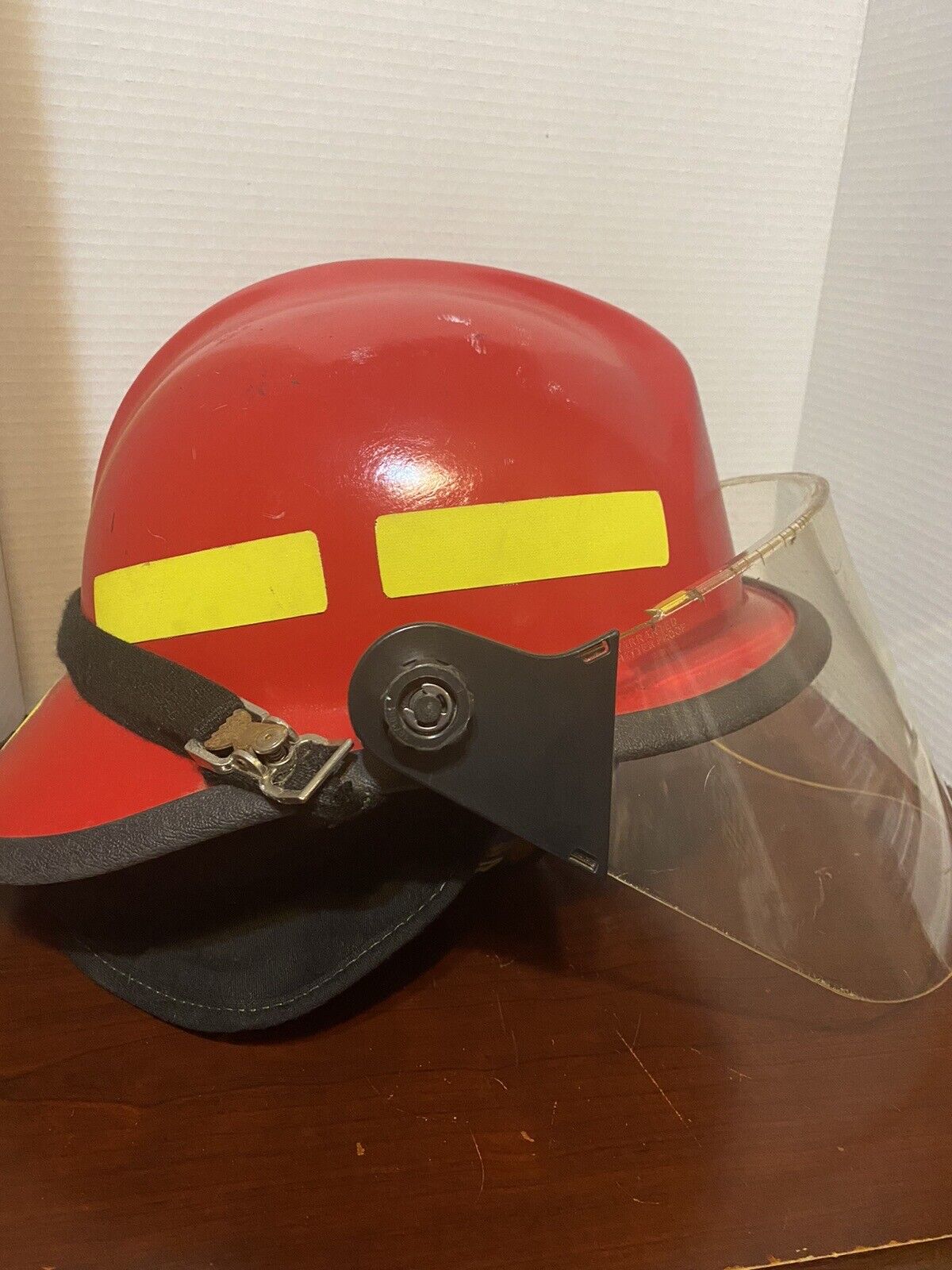 2014 Firefighter Helmet Cairns C MOD Metro Red Invader 664 Adjustable