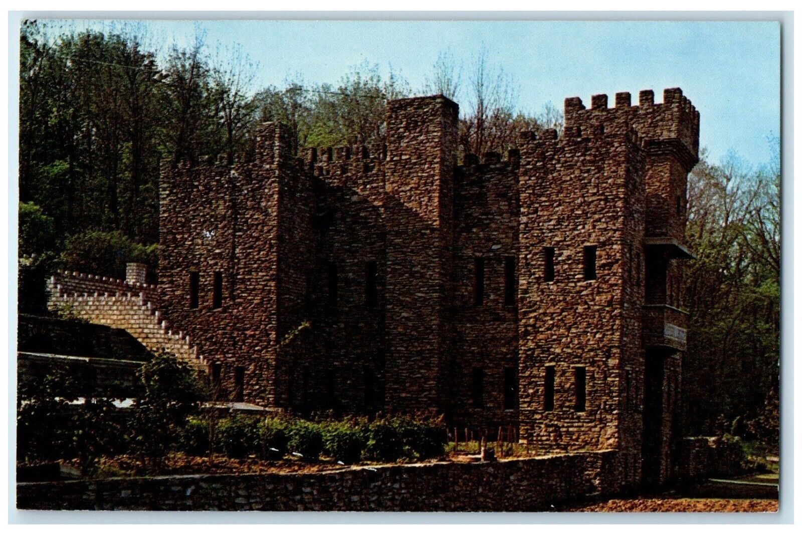 c1960 Chateau Laroche Poem Stone Castle Exterior Loveland Ohio Vintage Postcard
