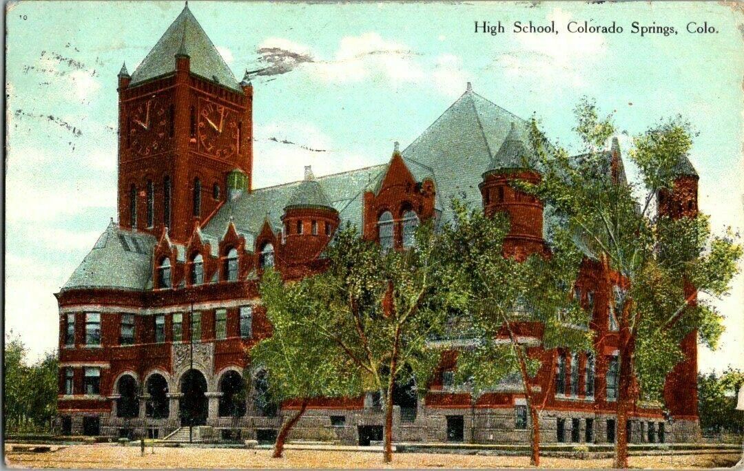 1909. HIGH SCHOOL, COLORADO SPRINGS, COLORADO. POSTCARD ZT5